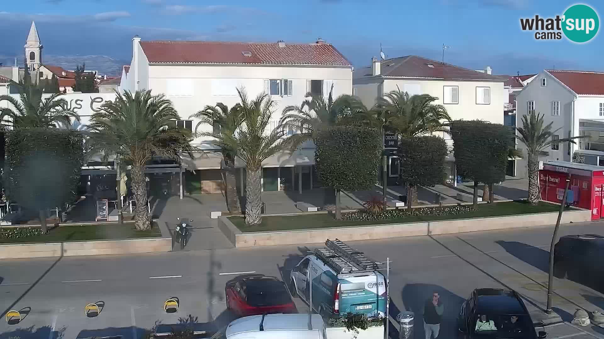 Novalja spletna kamera promenada