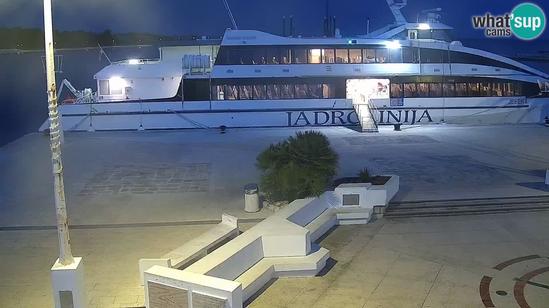 Webcam Novalja seaside promenade