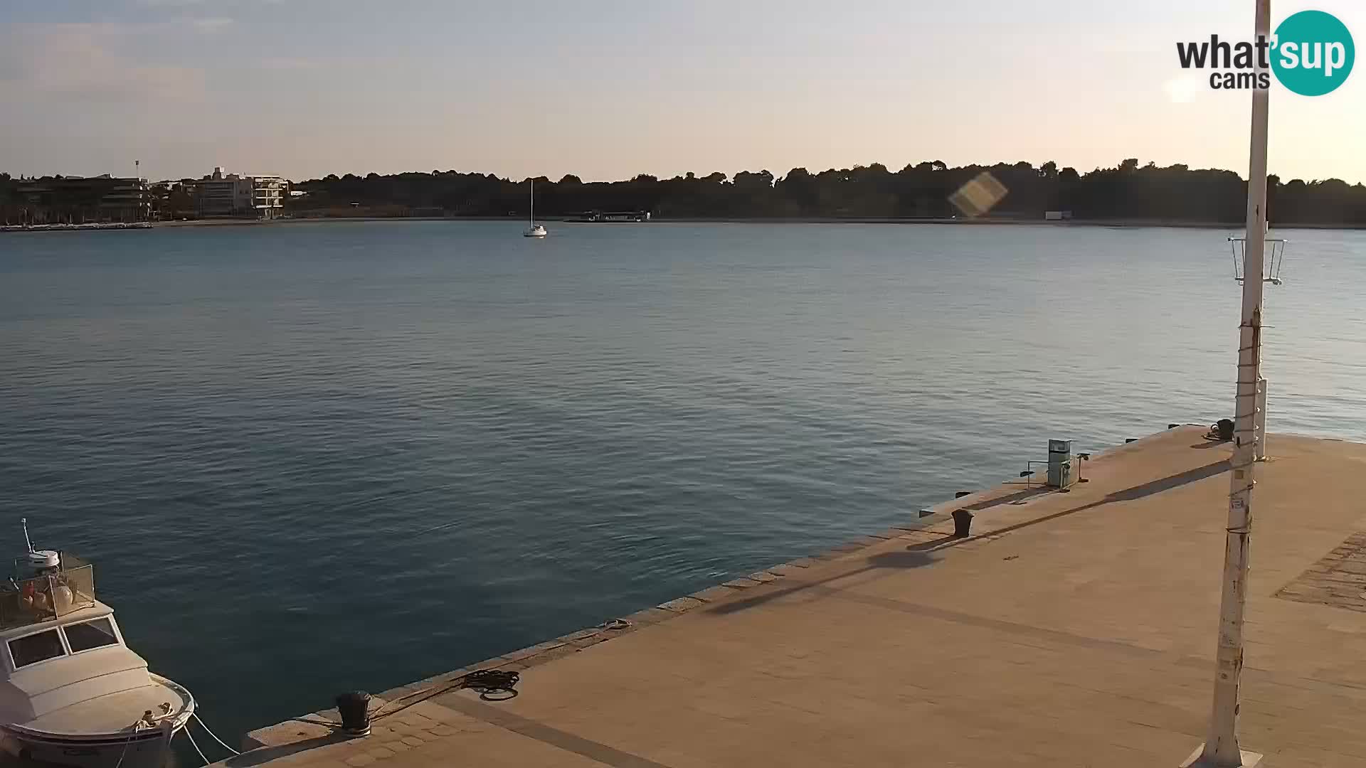 Webcam Novalja seaside promenade