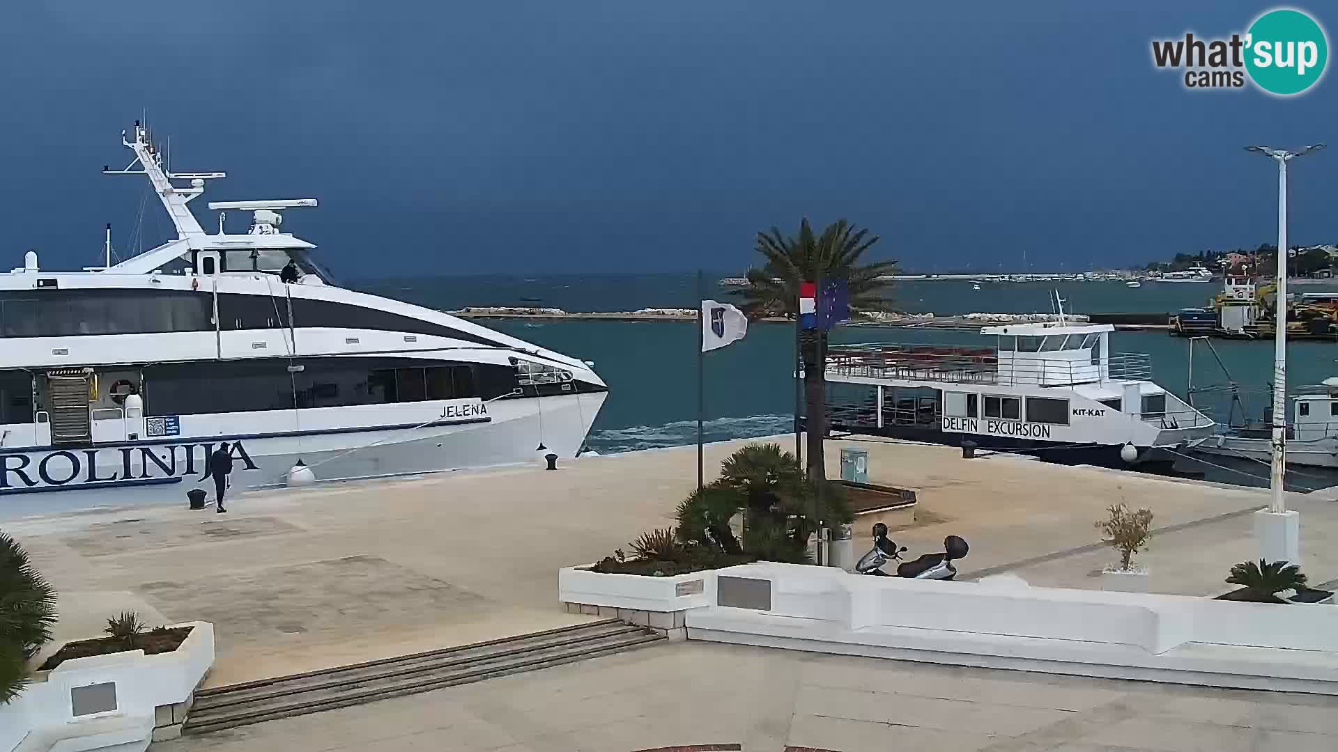 Novalja Livecam promenade