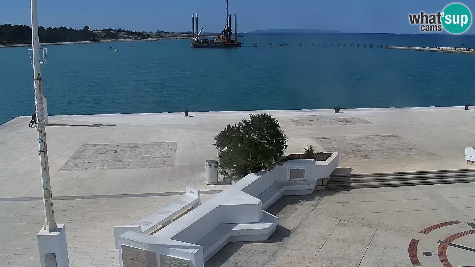 Novalja spletna kamera promenada