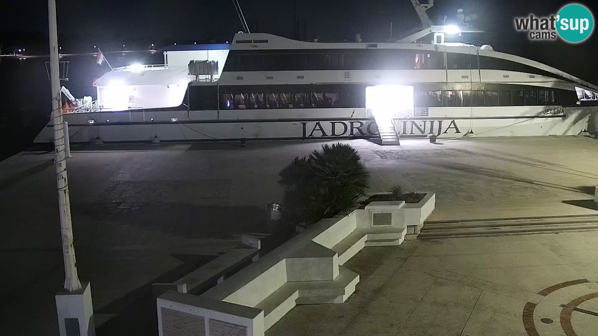 Livecam Promenade a Novalja