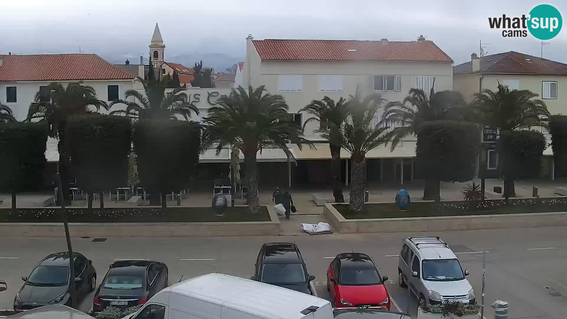 Web kamera Novalja promenada