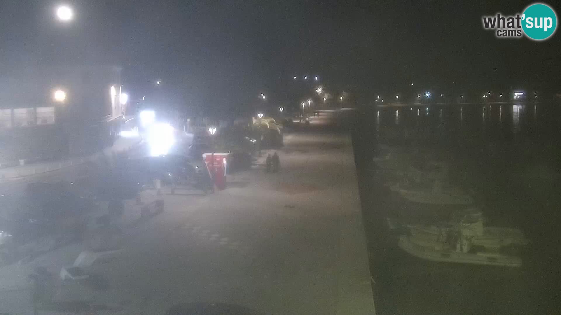 Novalja spletna kamera promenada