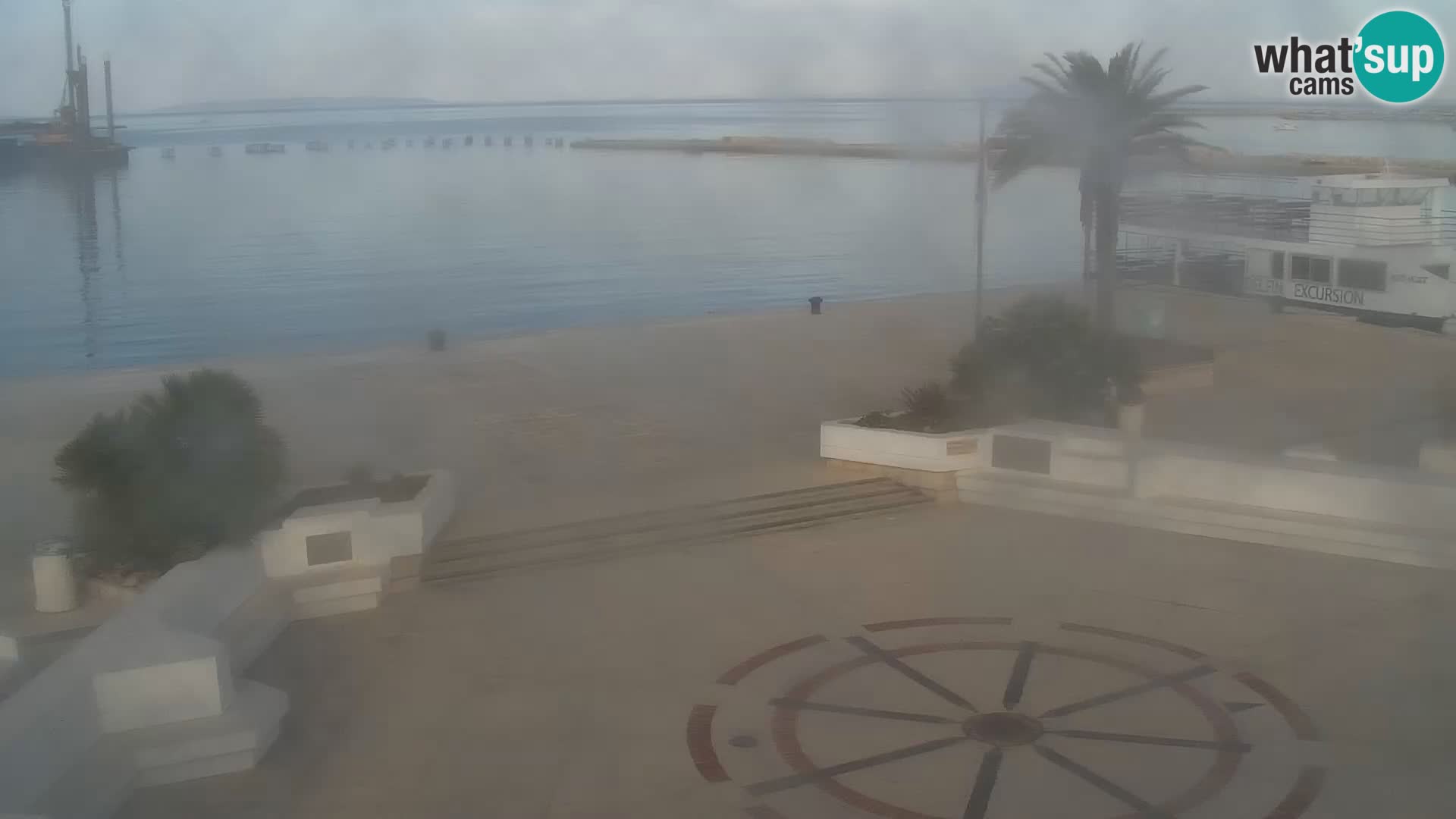 Webcam Novalja seaside promenade