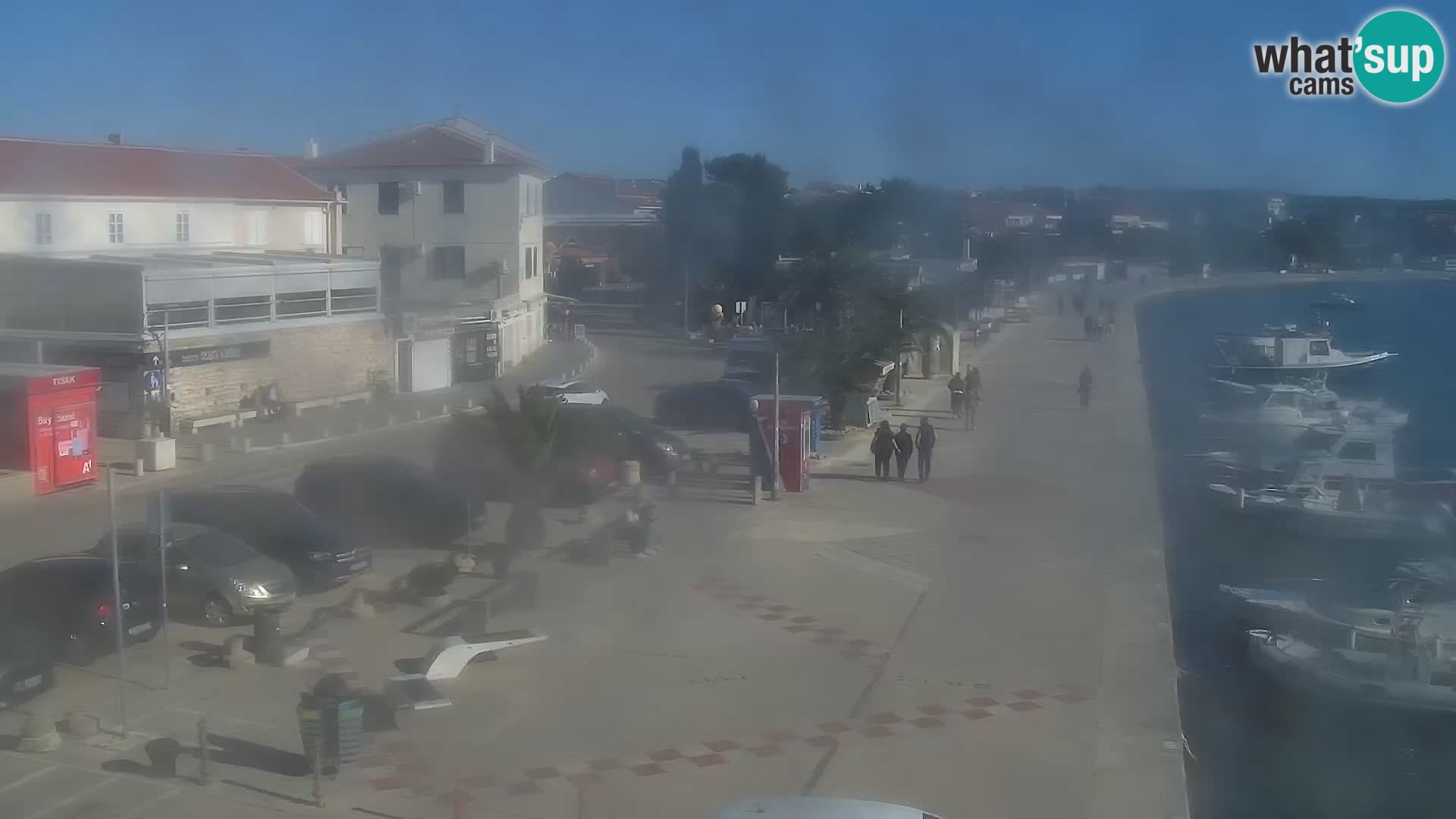 Novalja spletna kamera promenada