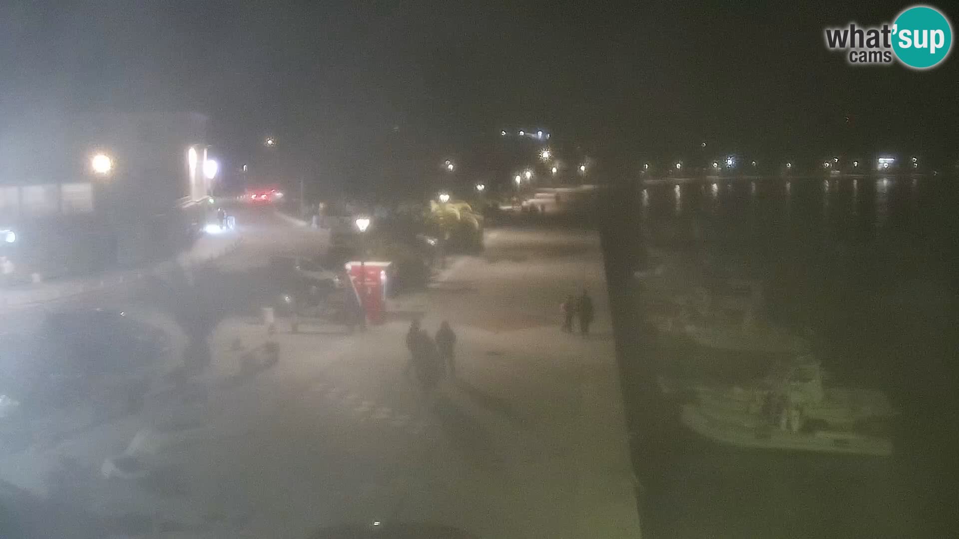 Web kamera Novalja promenada