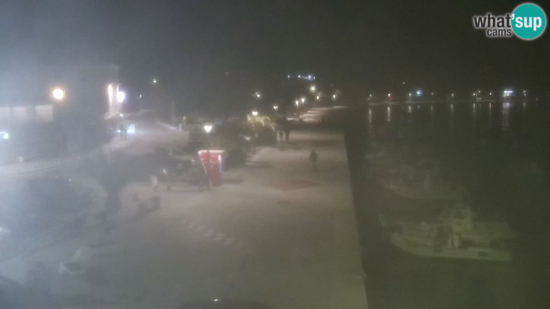 Novalja spletna kamera promenada