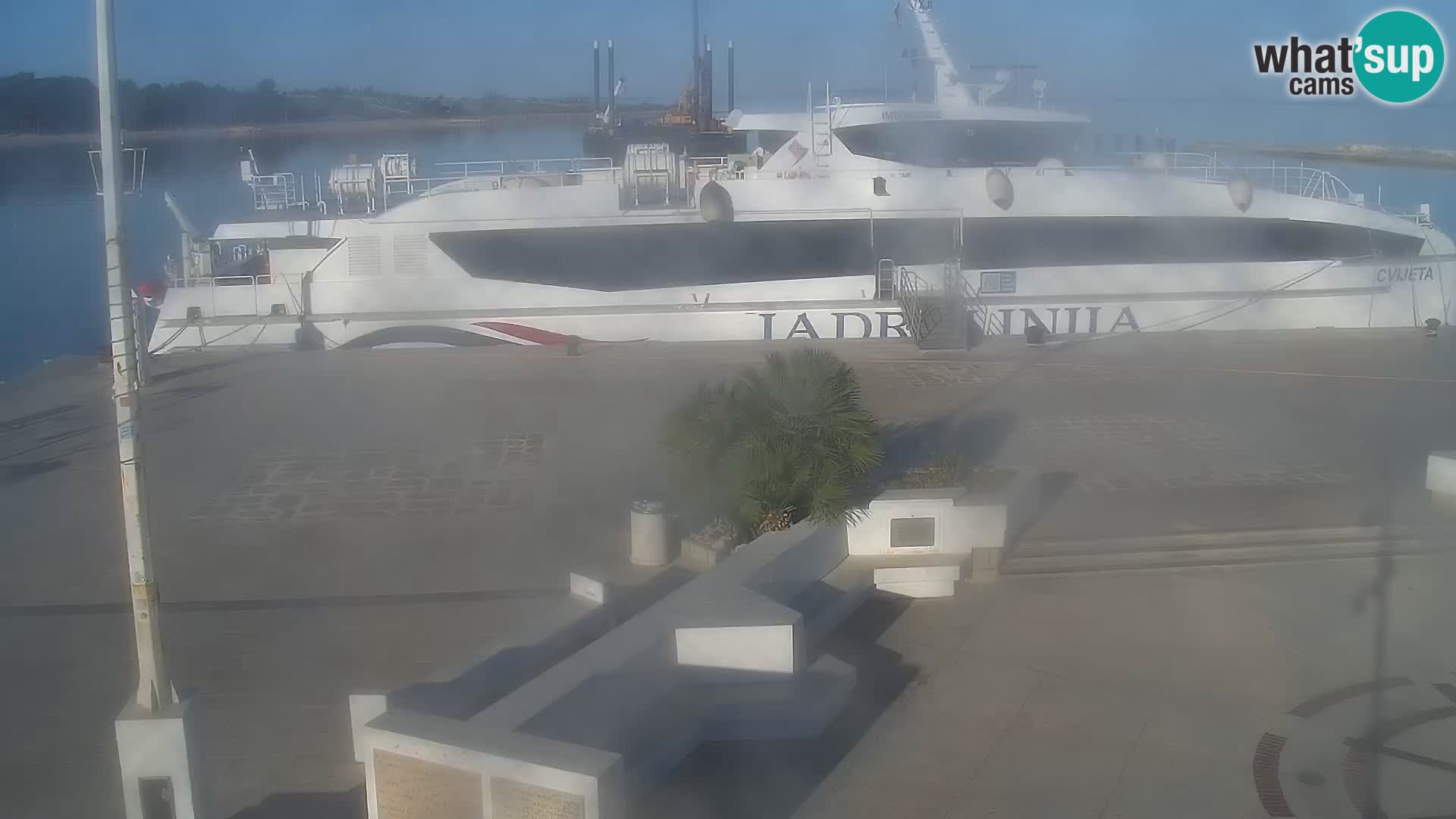 Novalja Livecam promenade