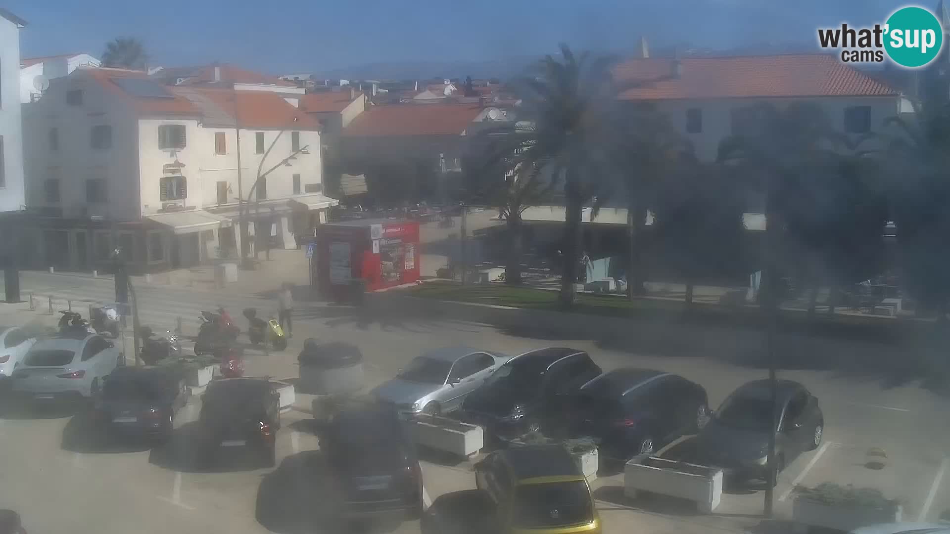 Web kamera Novalja promenada