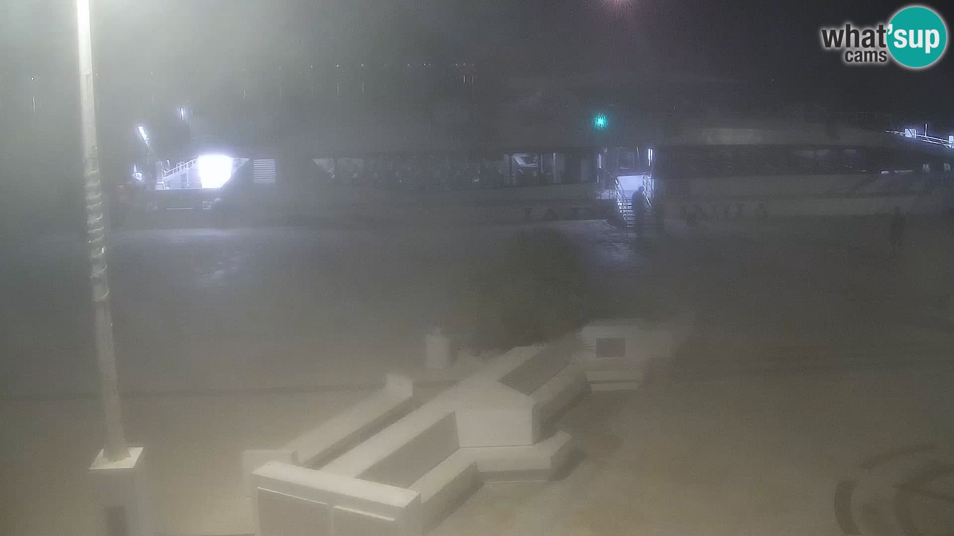 Webcam Novalja seaside promenade