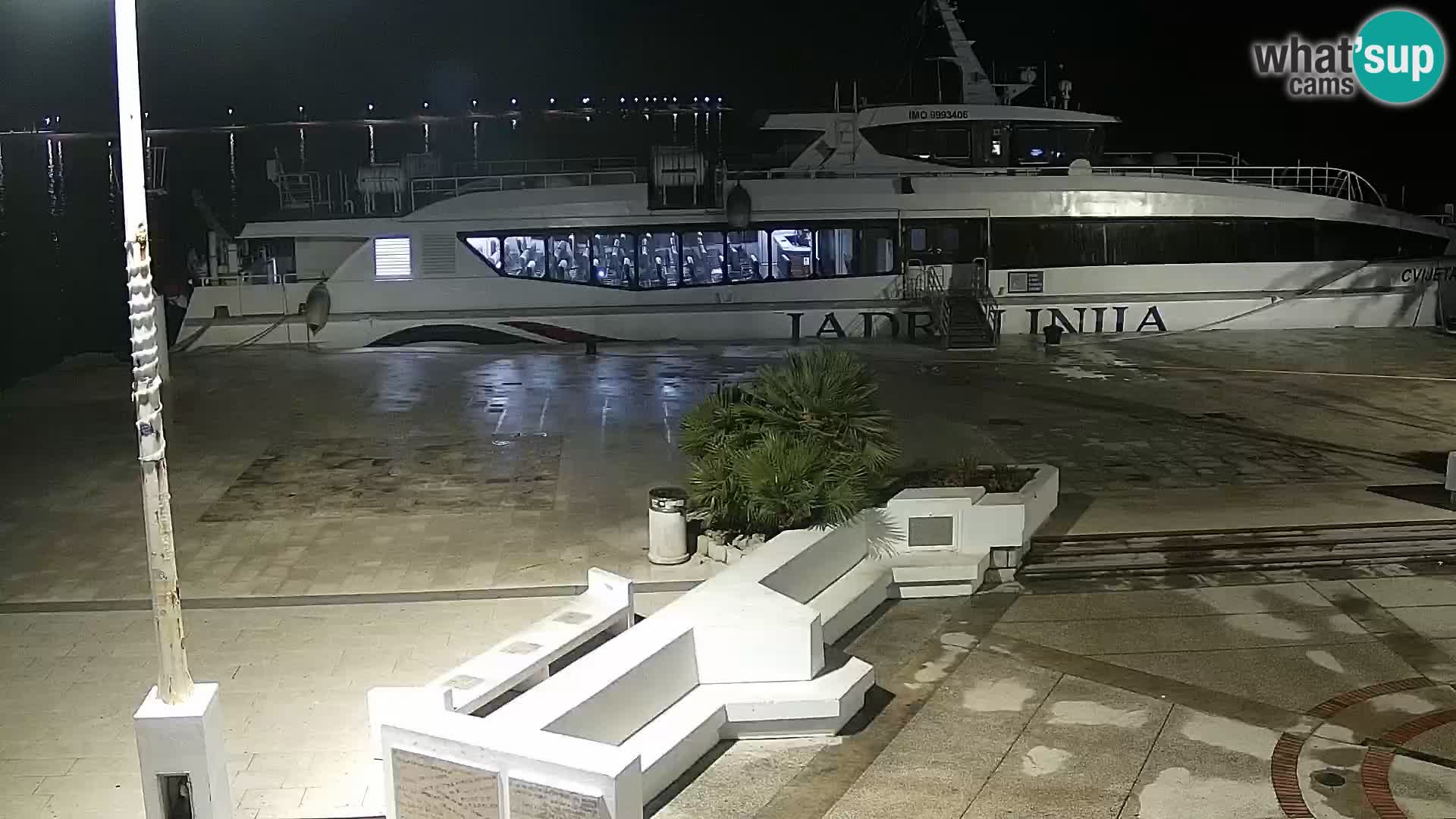Livecam Promenade a Novalja