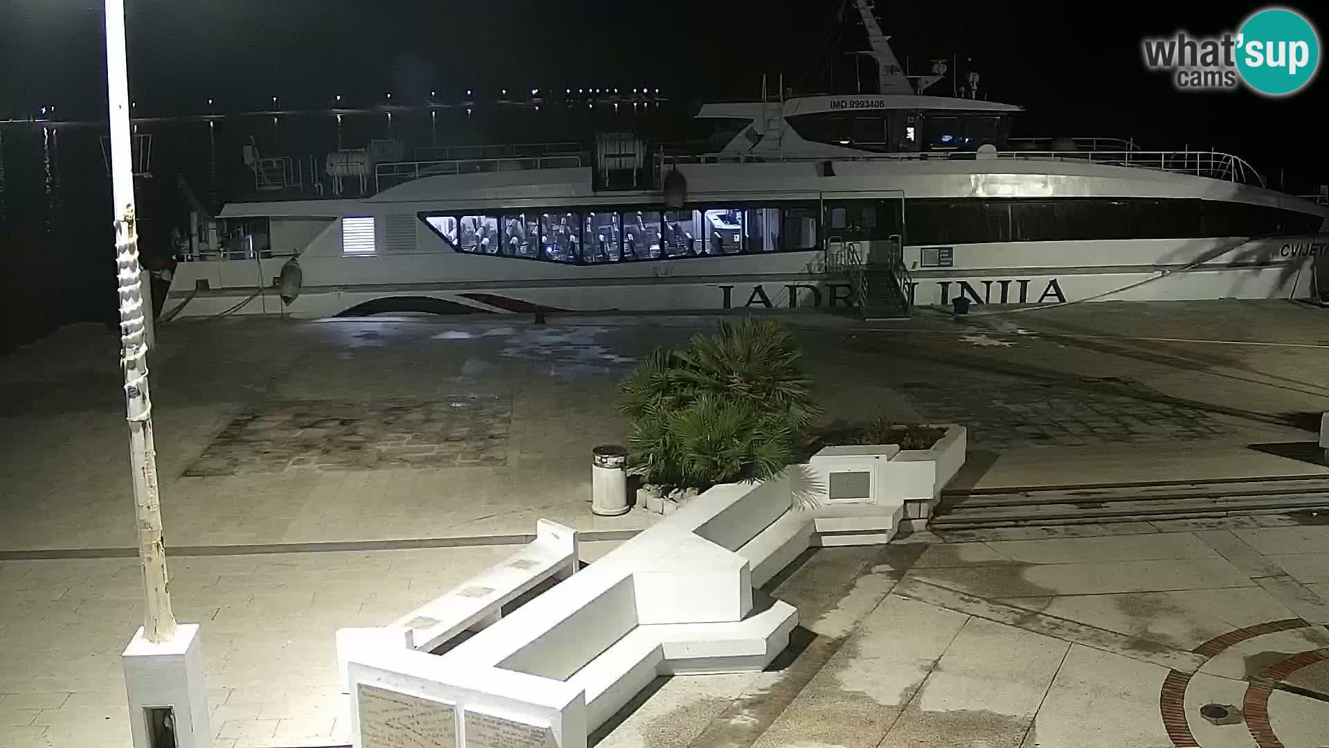 Livecam Promenade a Novalja