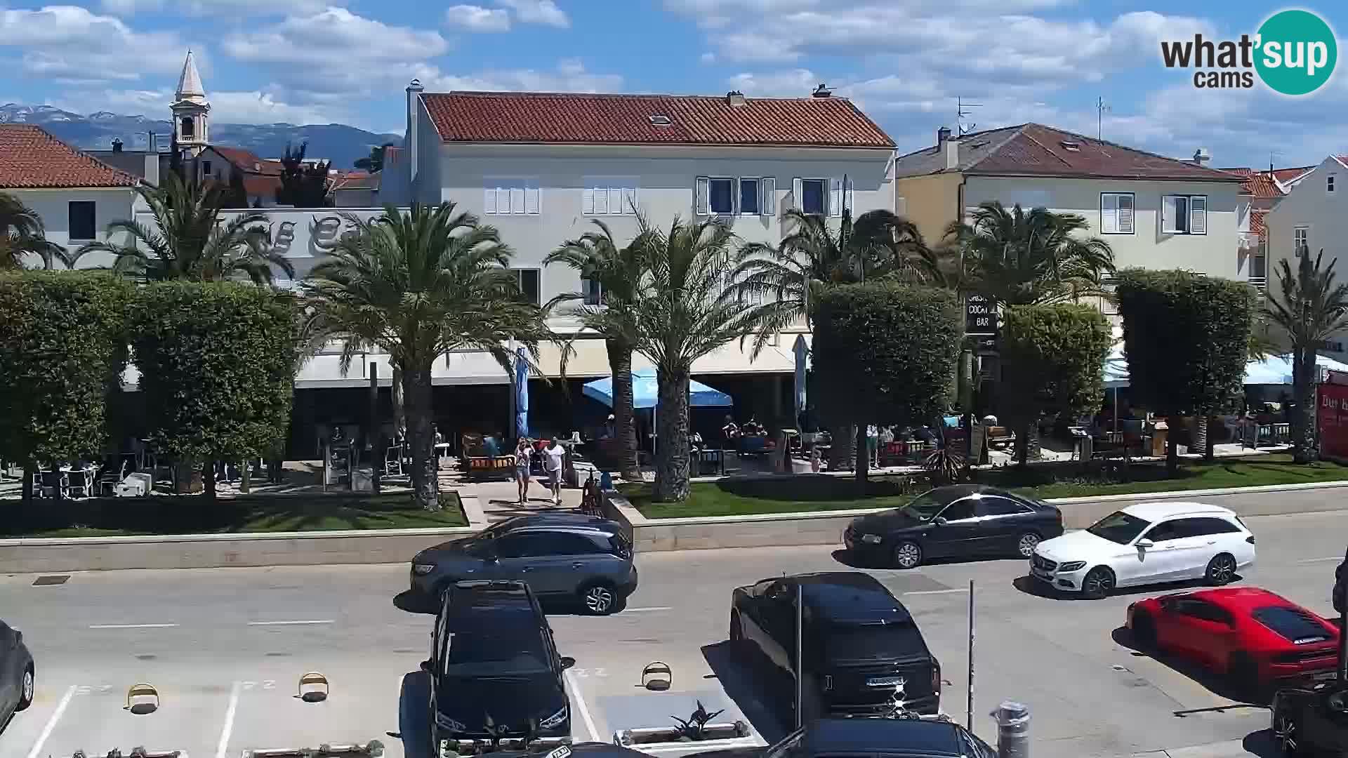 Novalja spletna kamera promenada