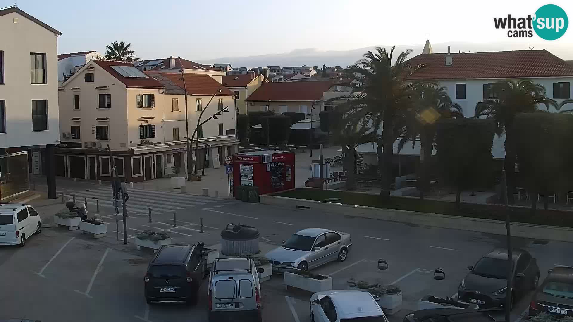 Webcam Novalja seaside promenade