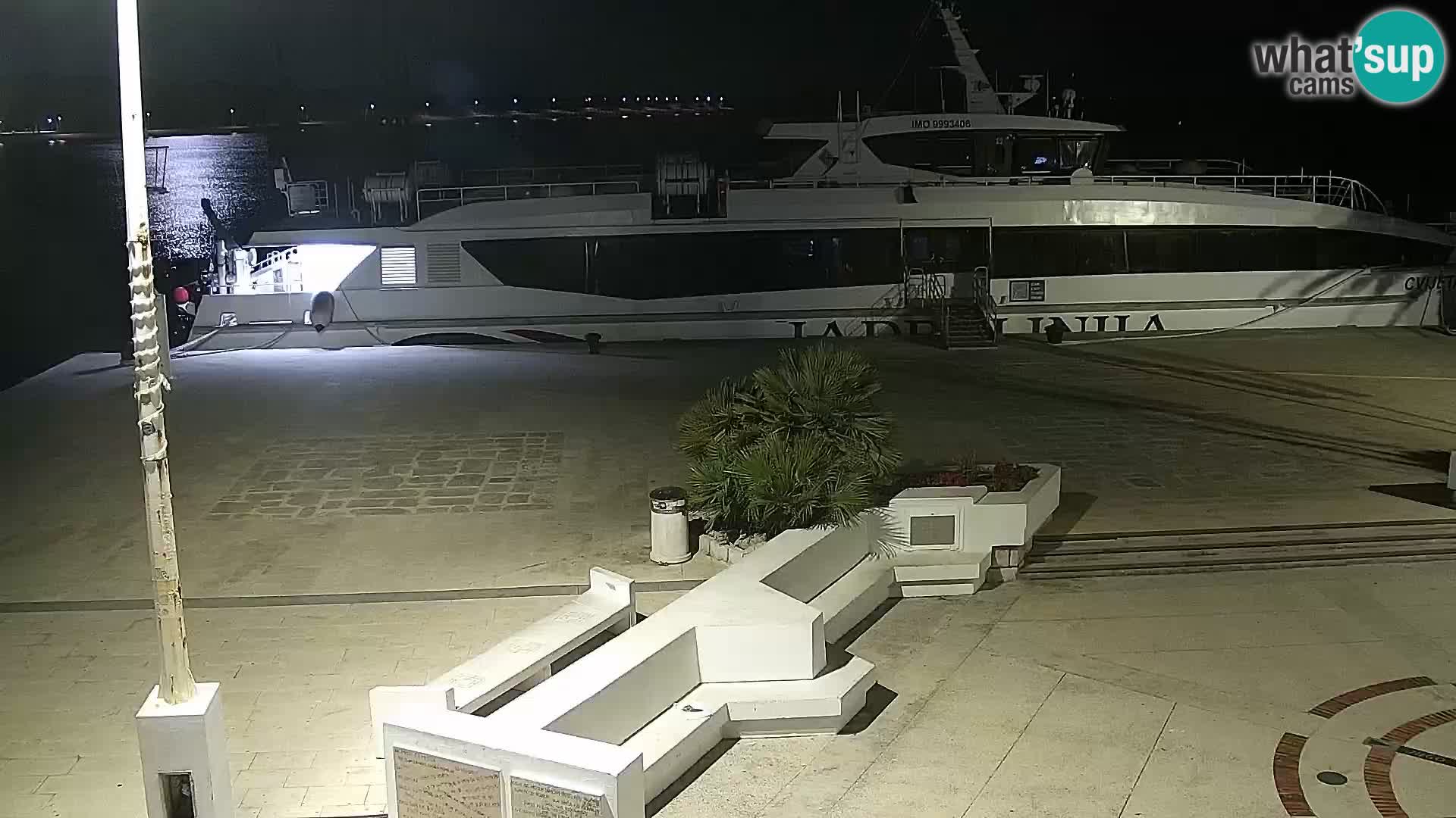 Livecam Promenade a Novalja