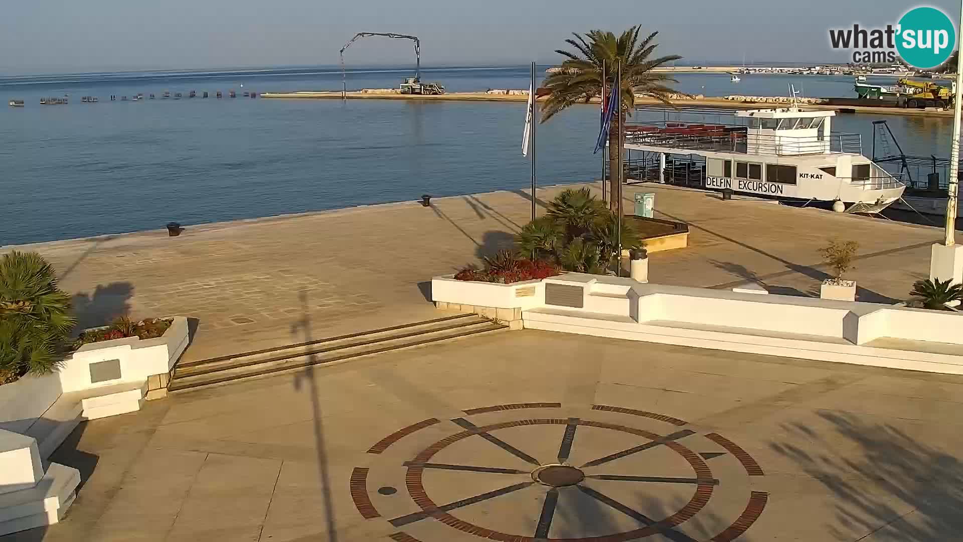 Novalja spletna kamera promenada