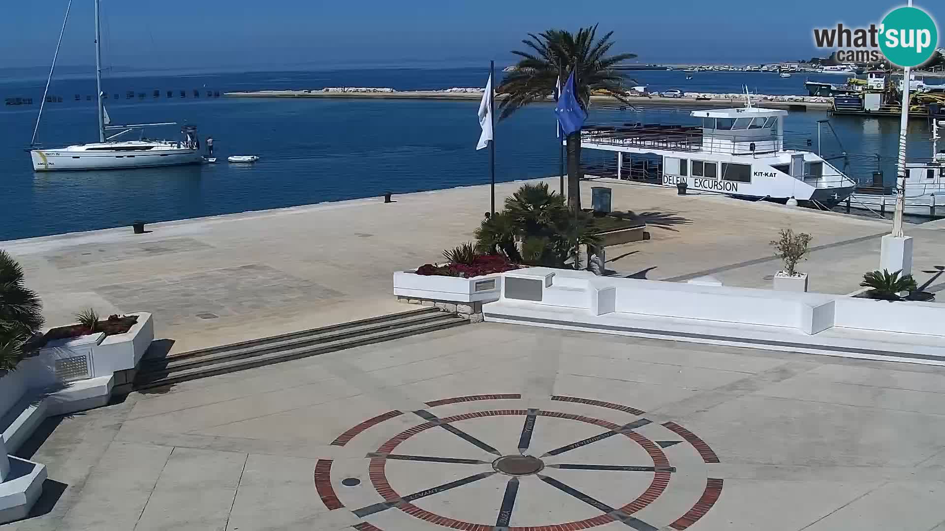 Web kamera Novalja promenada