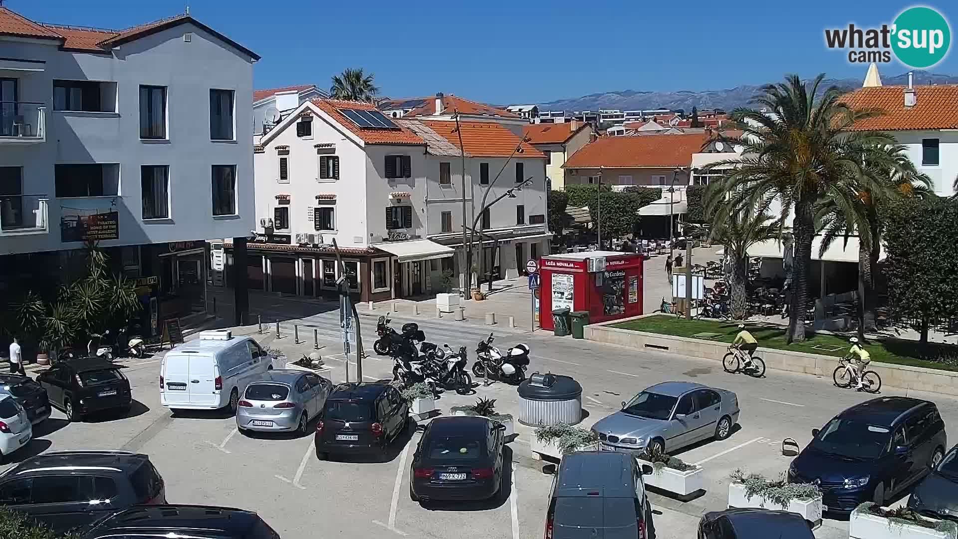 Novalja spletna kamera promenada