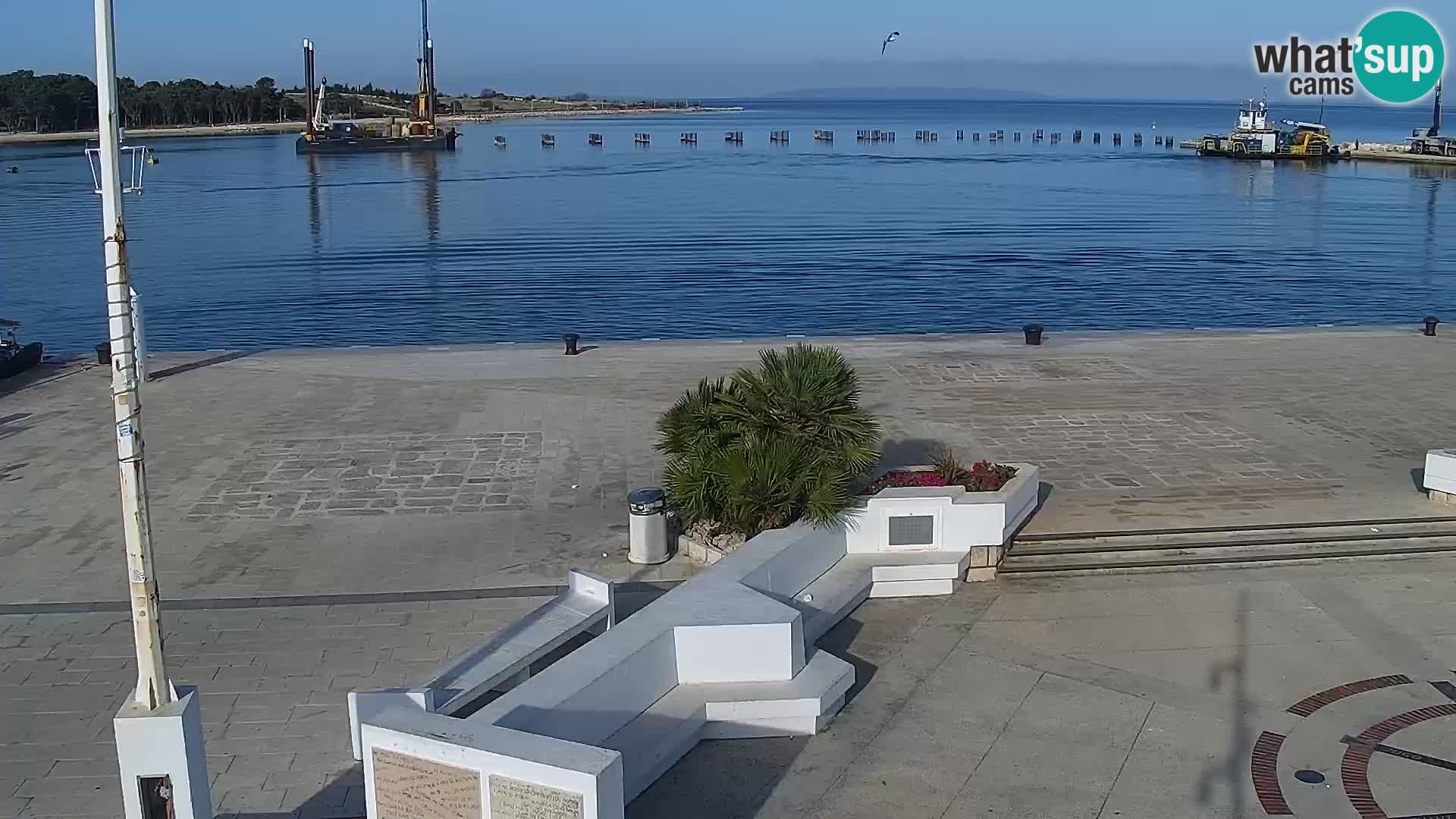 Webcam Novalja seaside promenade