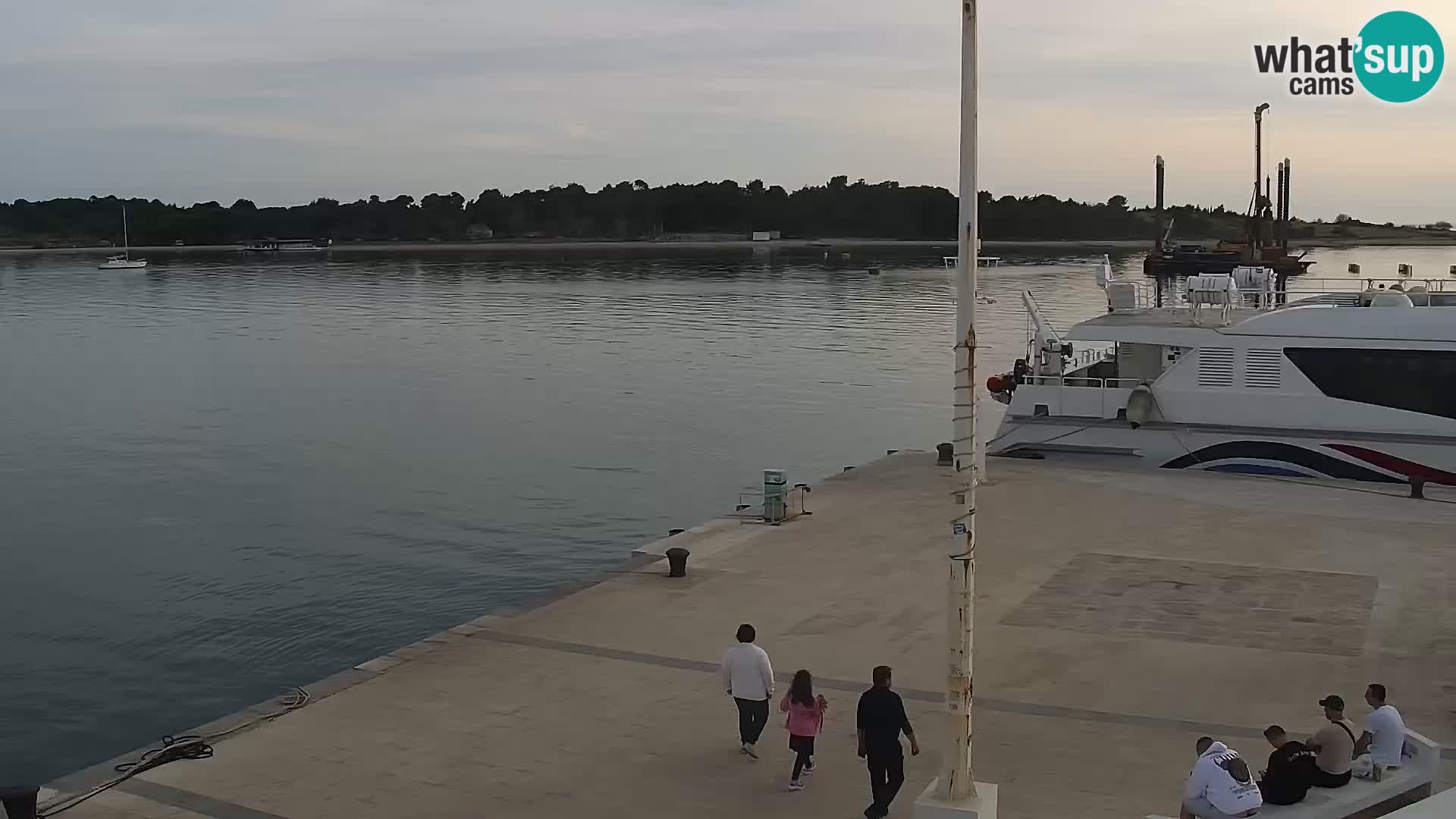 Livecam Promenade a Novalja