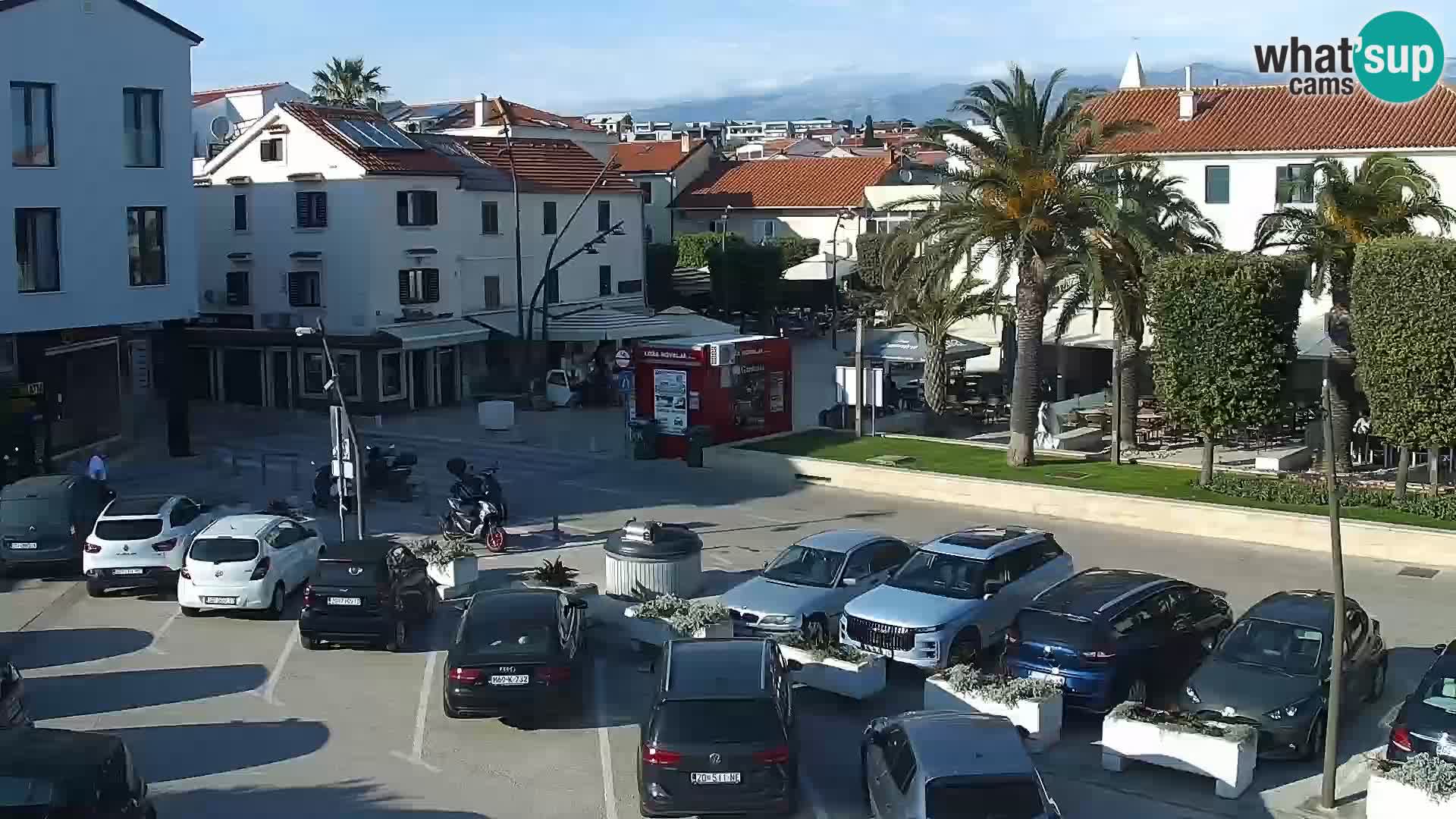 Webcam Novalja seaside promenade