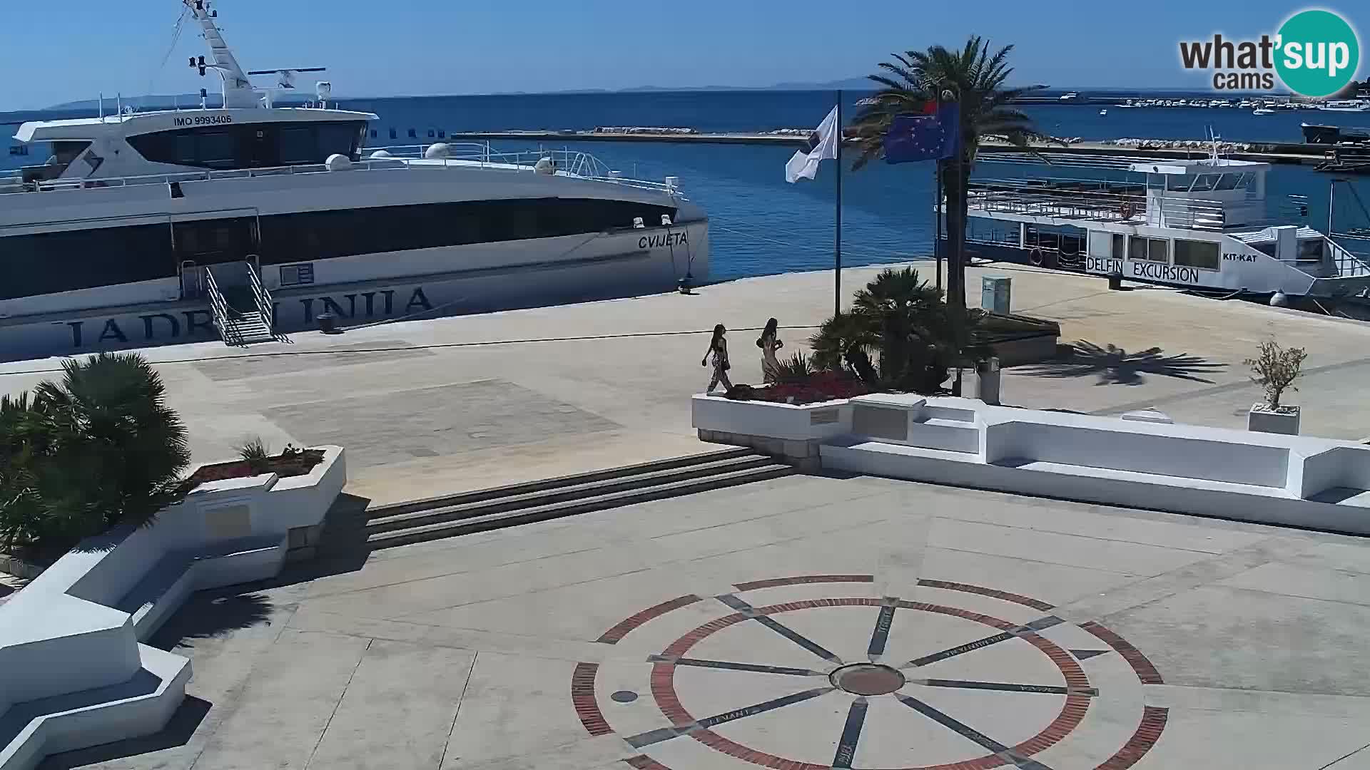 Novalja spletna kamera promenada