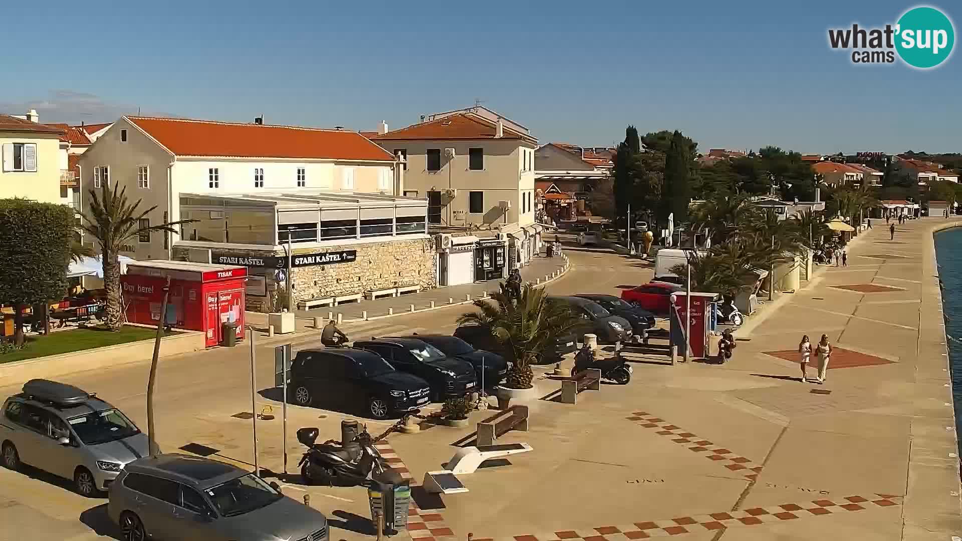 Novalja spletna kamera promenada