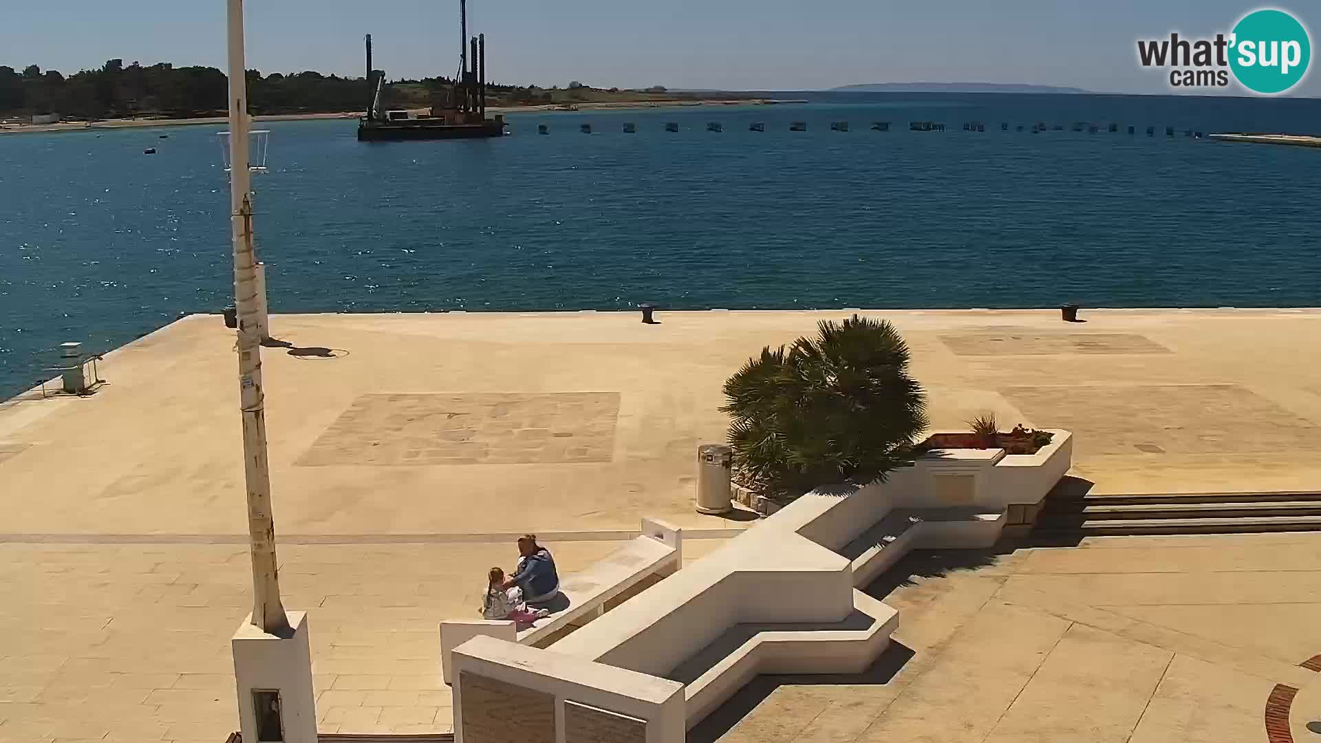 Webcam Novalja seaside promenade