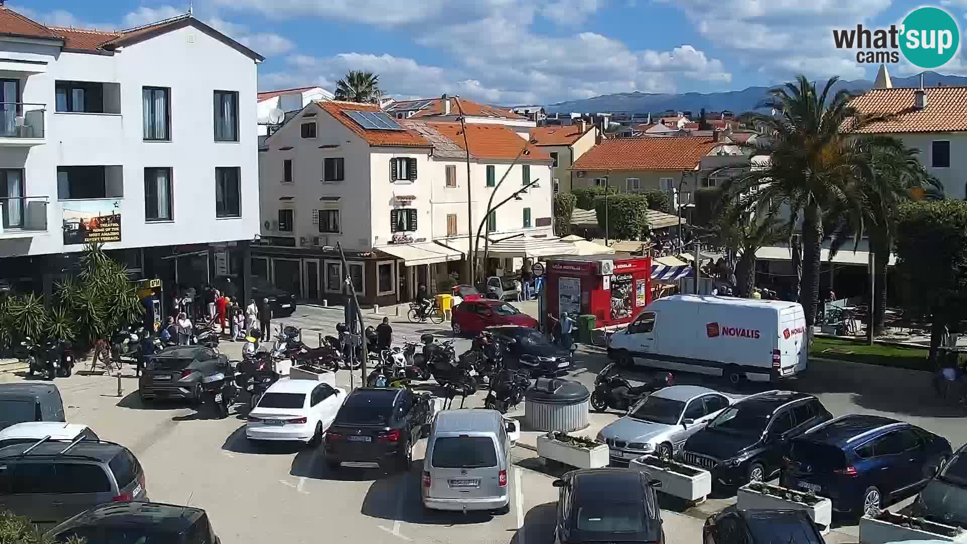Novalja spletna kamera promenada