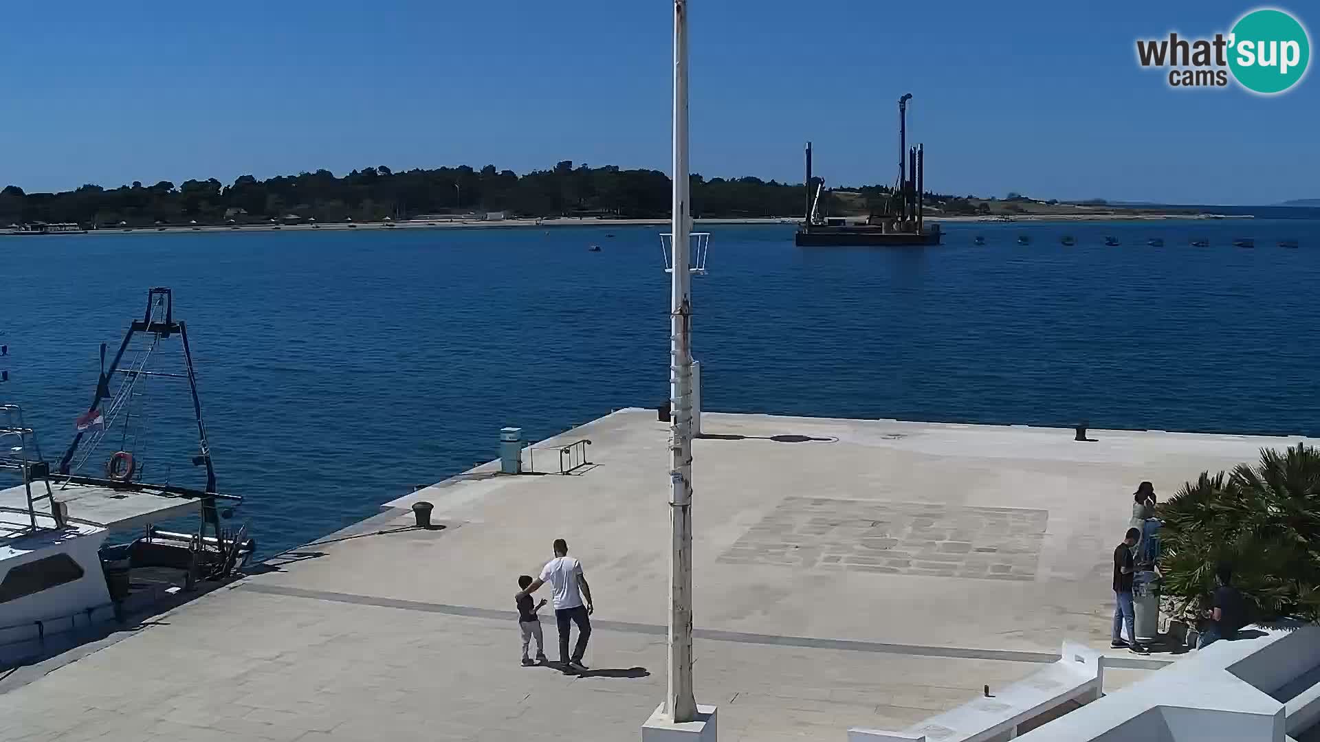 Web kamera Novalja promenada