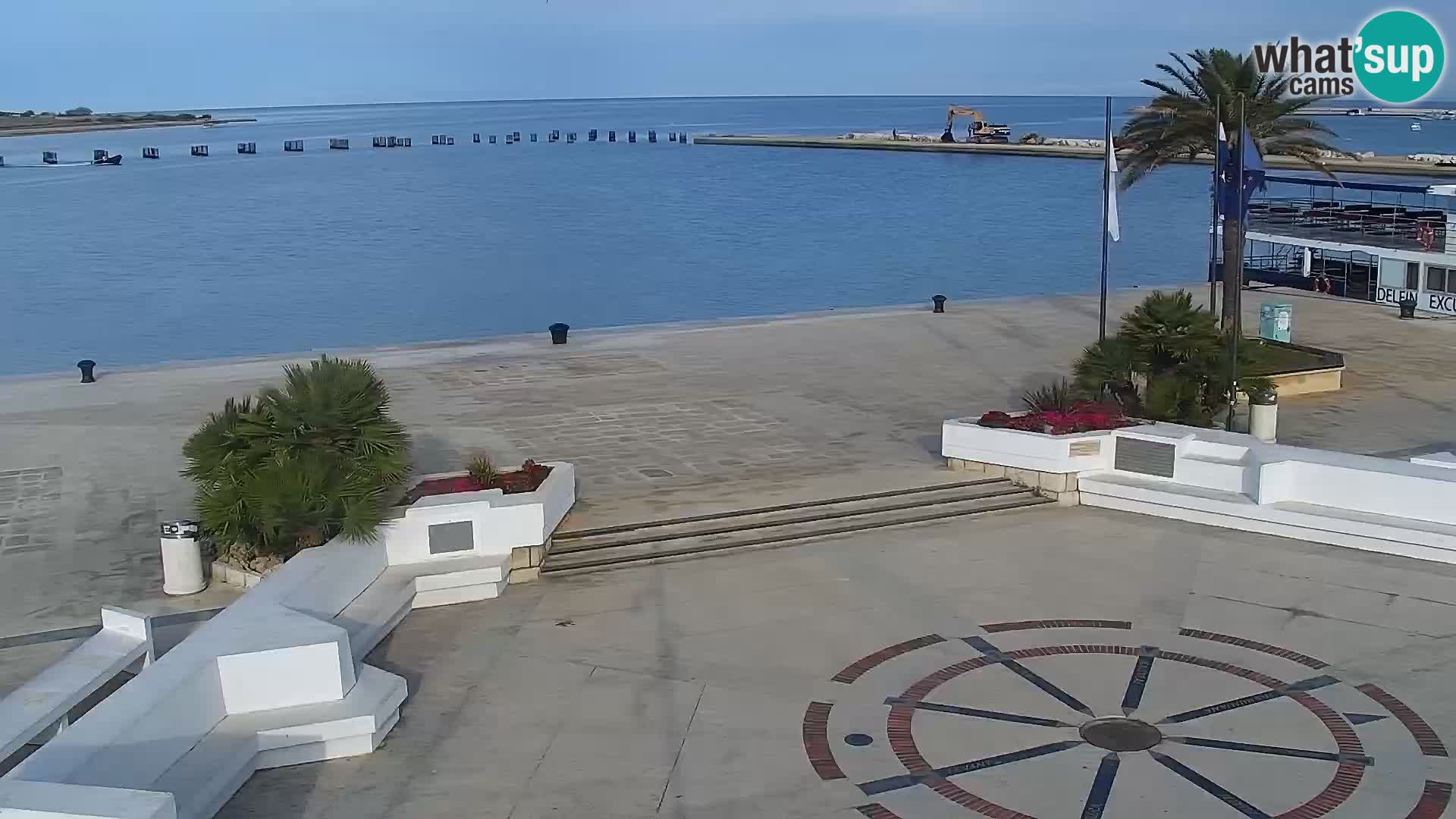 Web kamera Novalja promenada