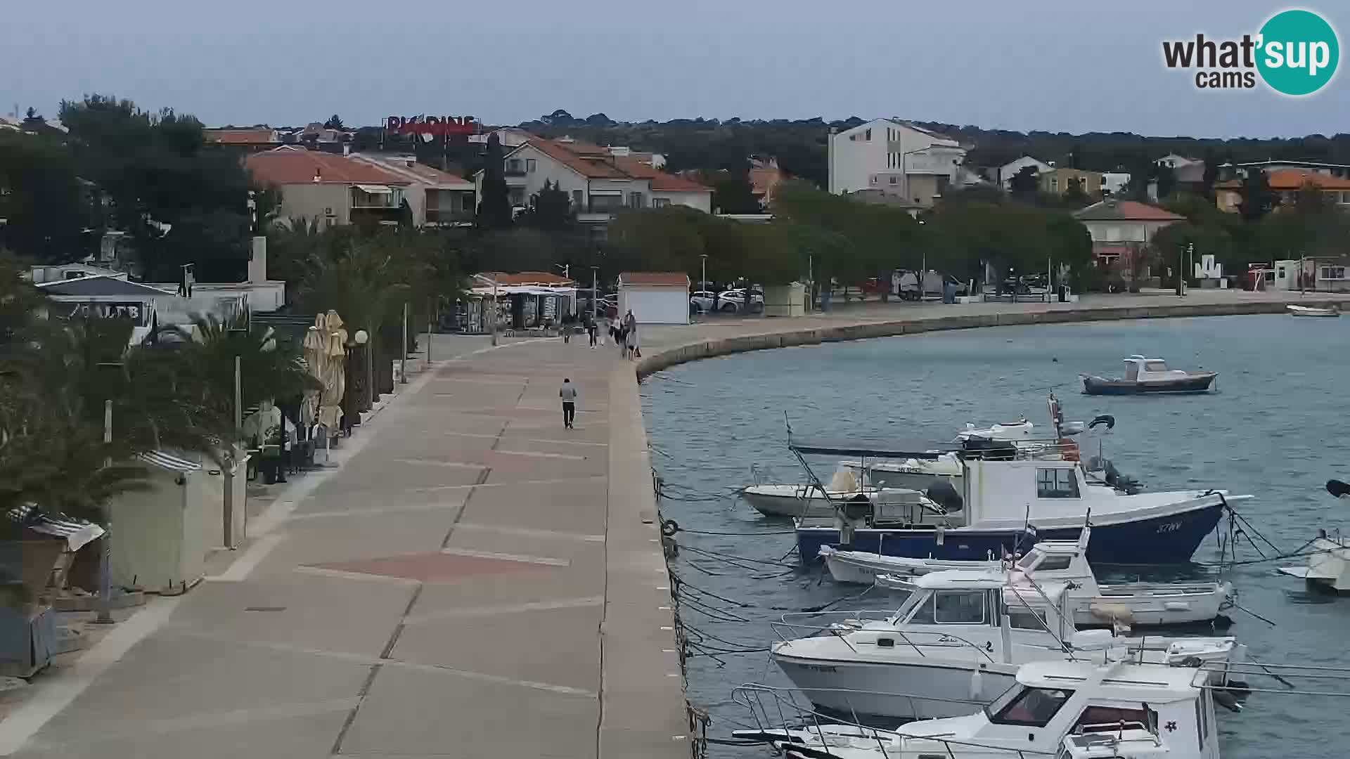 Novalja spletna kamera promenada