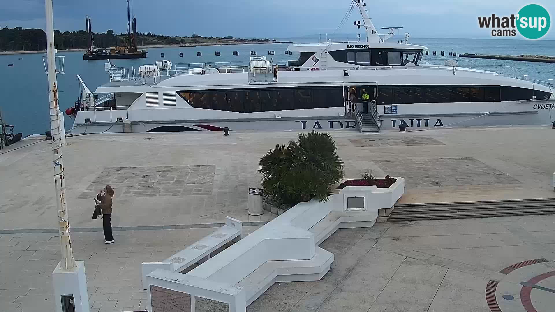 Novalja spletna kamera promenada