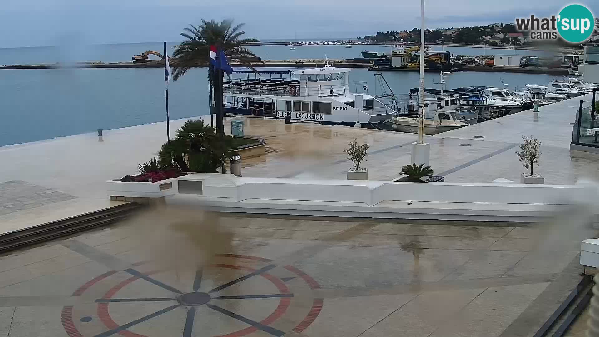 Webcam Novalja seaside promenade