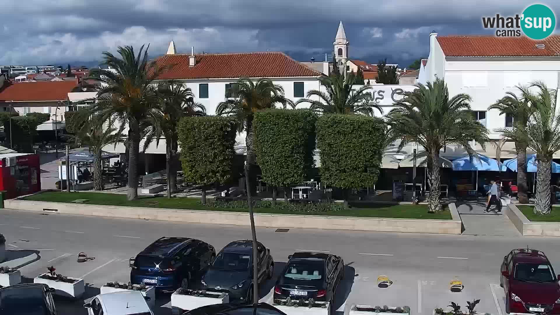 Novalja spletna kamera promenada