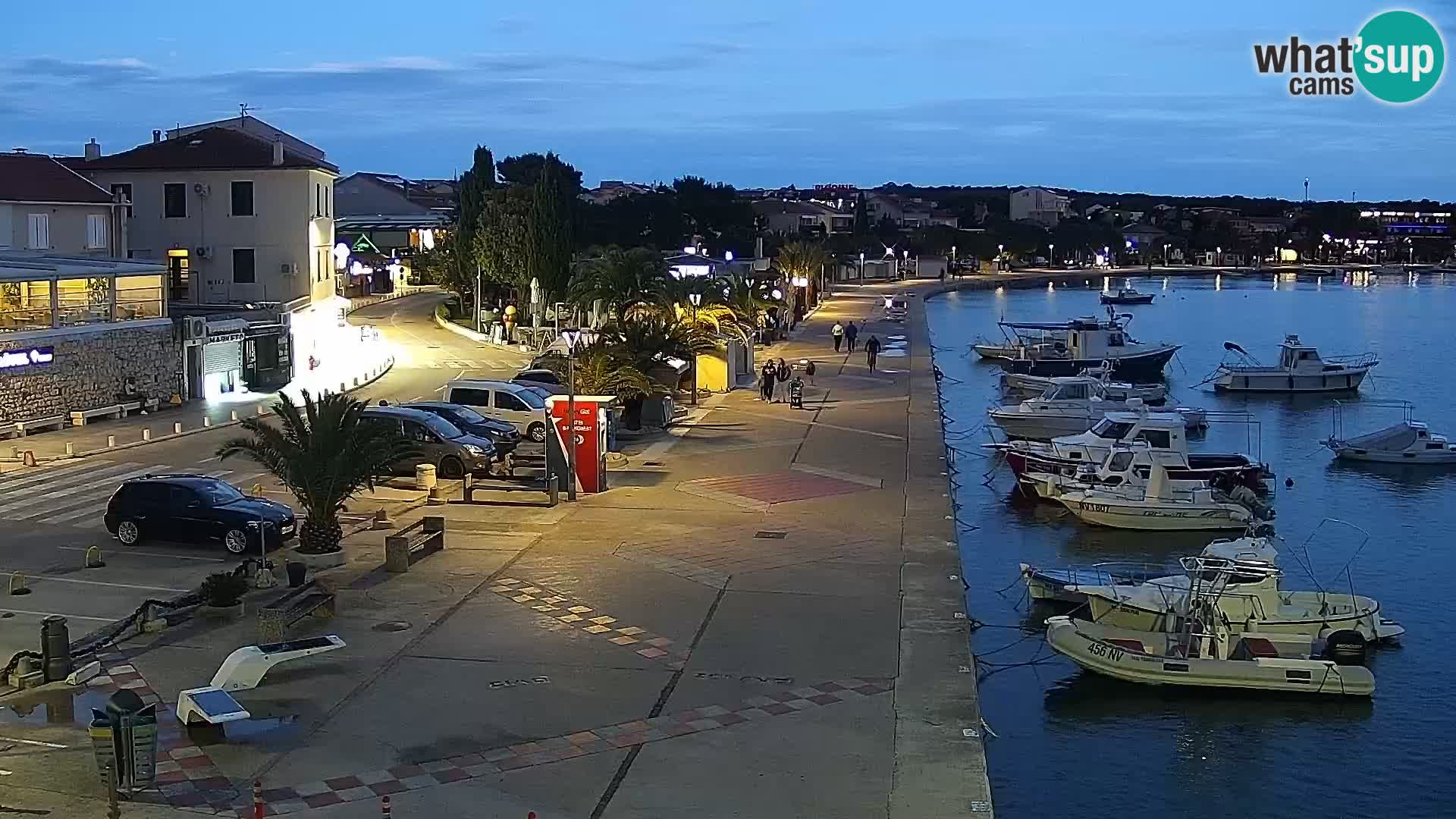 Web kamera Novalja promenada