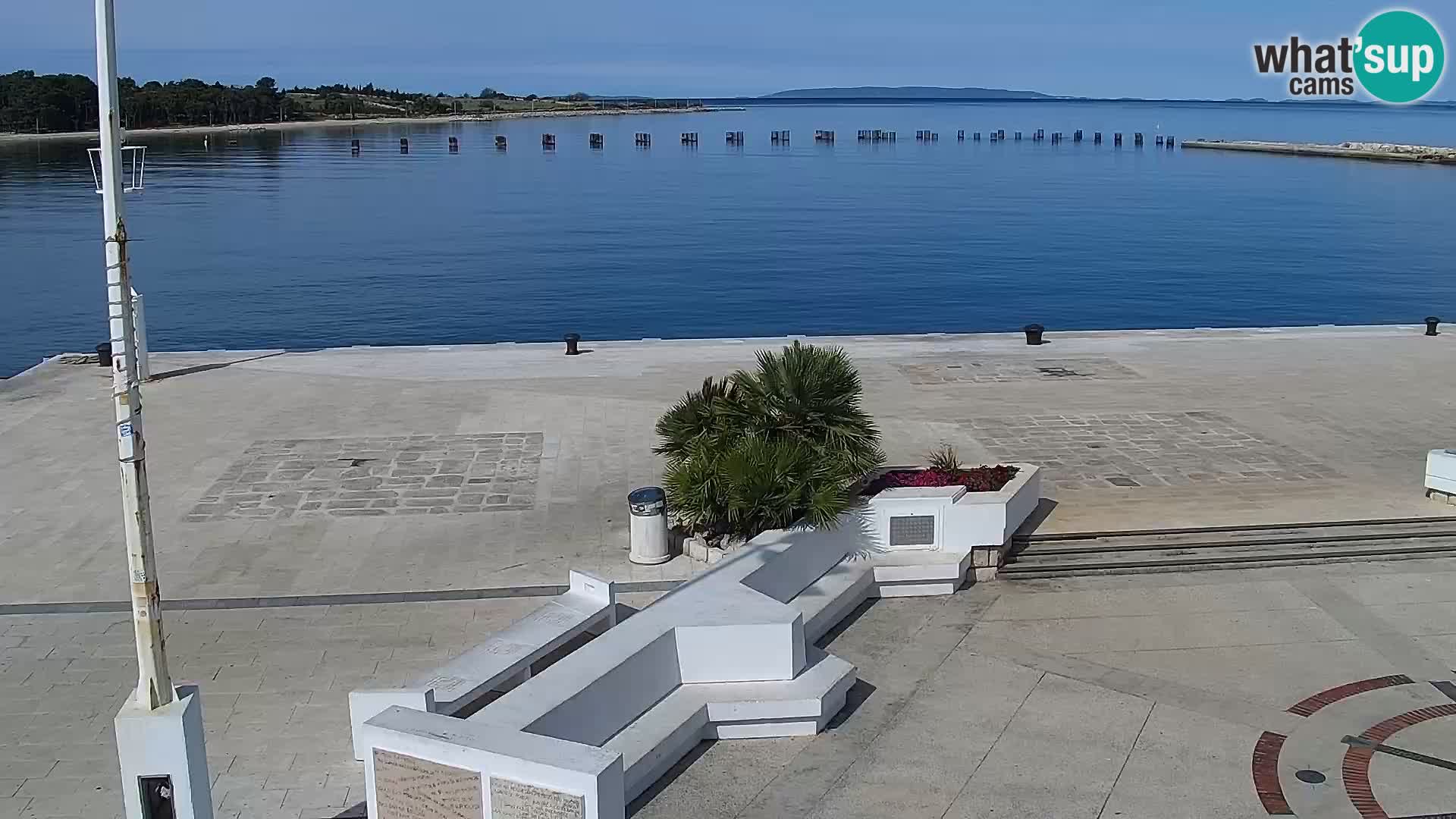 Novalja spletna kamera promenada