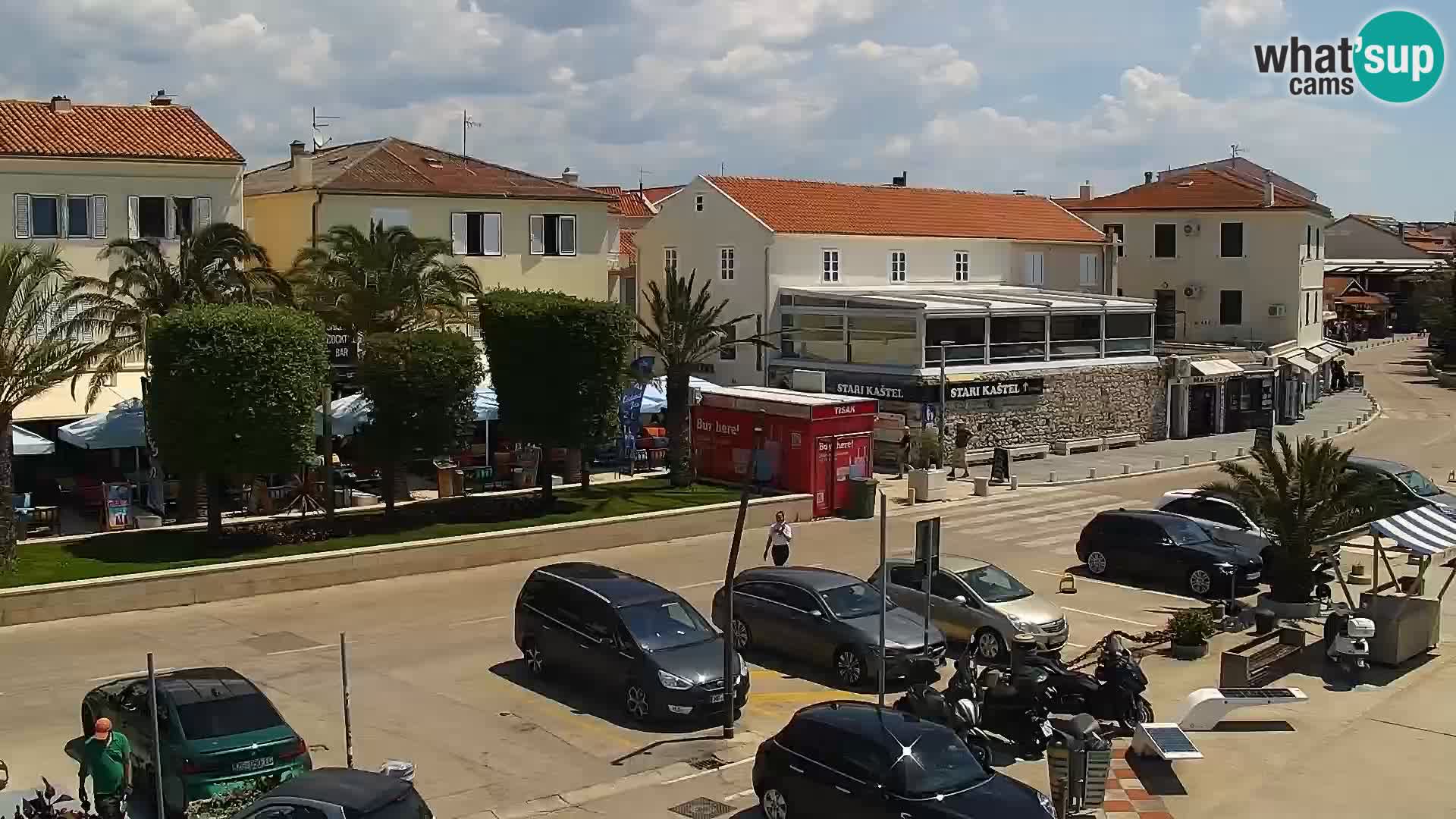 Web kamera Novalja promenada