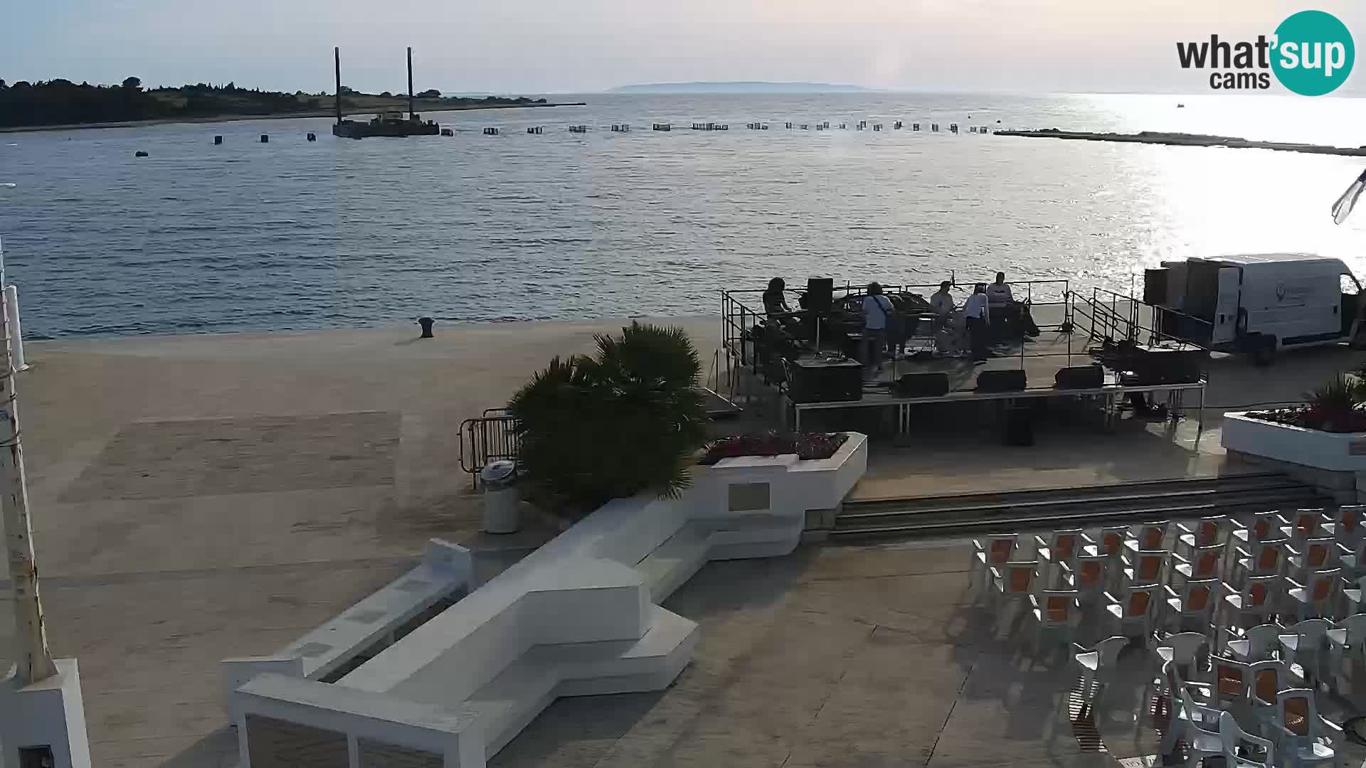 Webcam Novalja seaside promenade