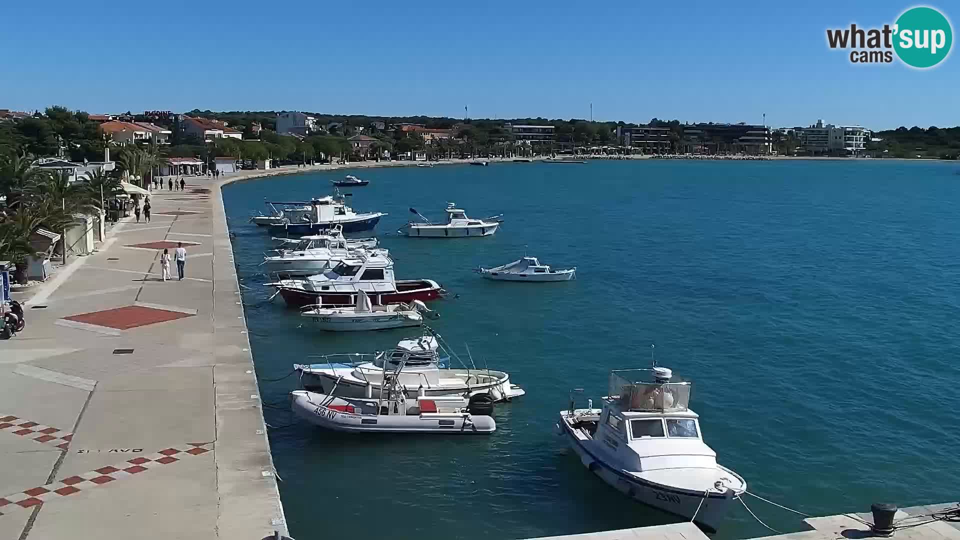 Novalja spletna kamera promenada