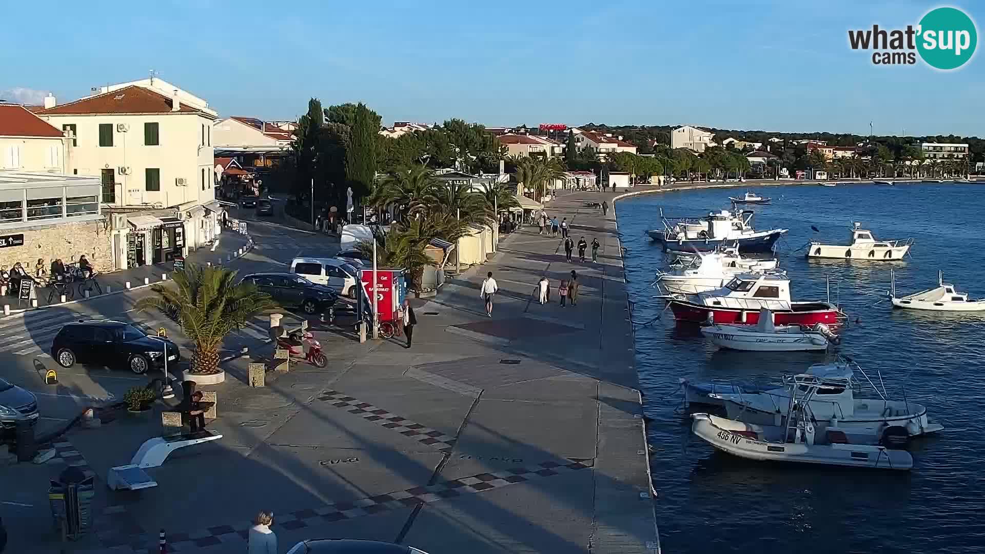Novalja spletna kamera promenada