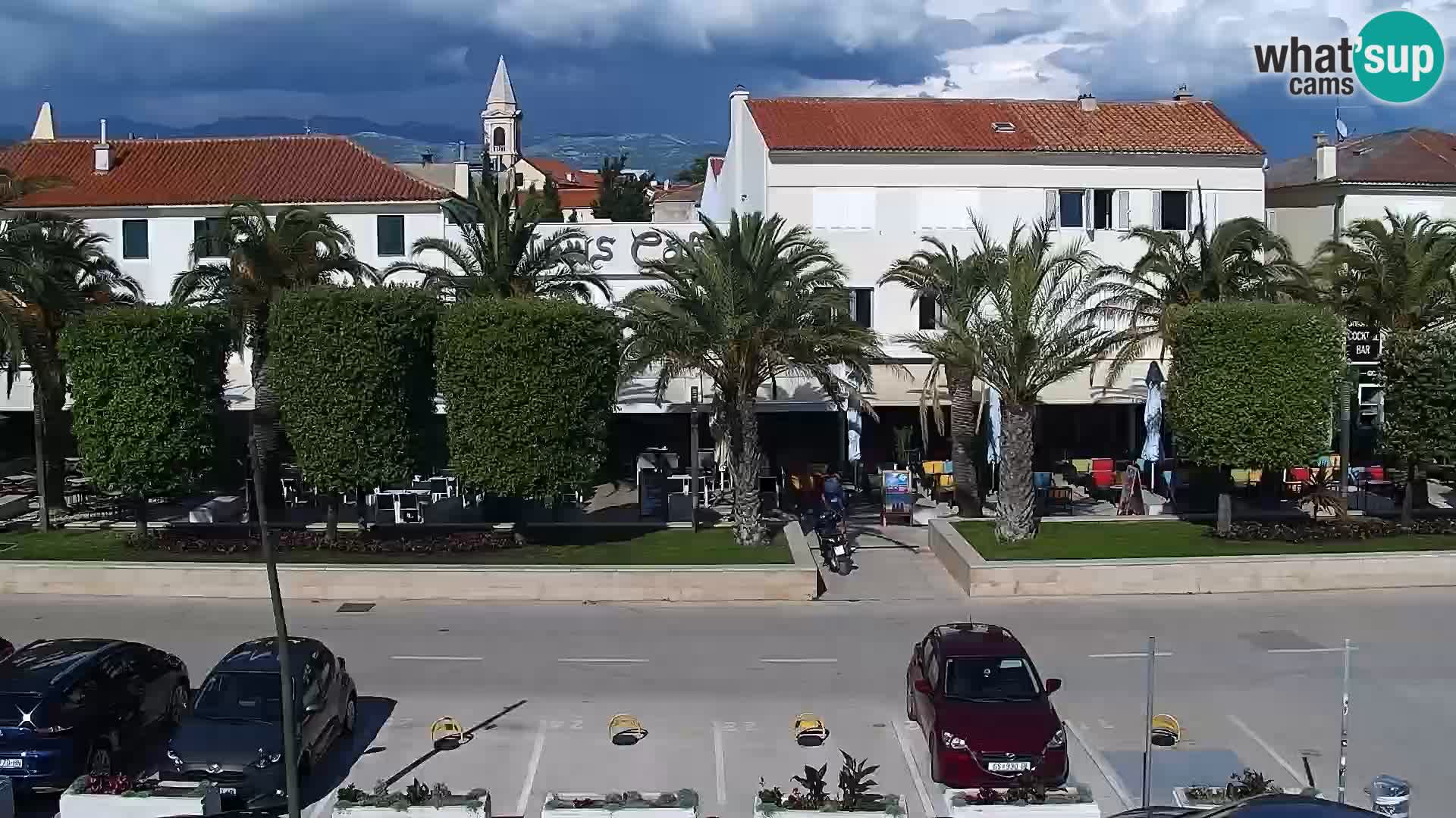 Webcam Novalja seaside promenade