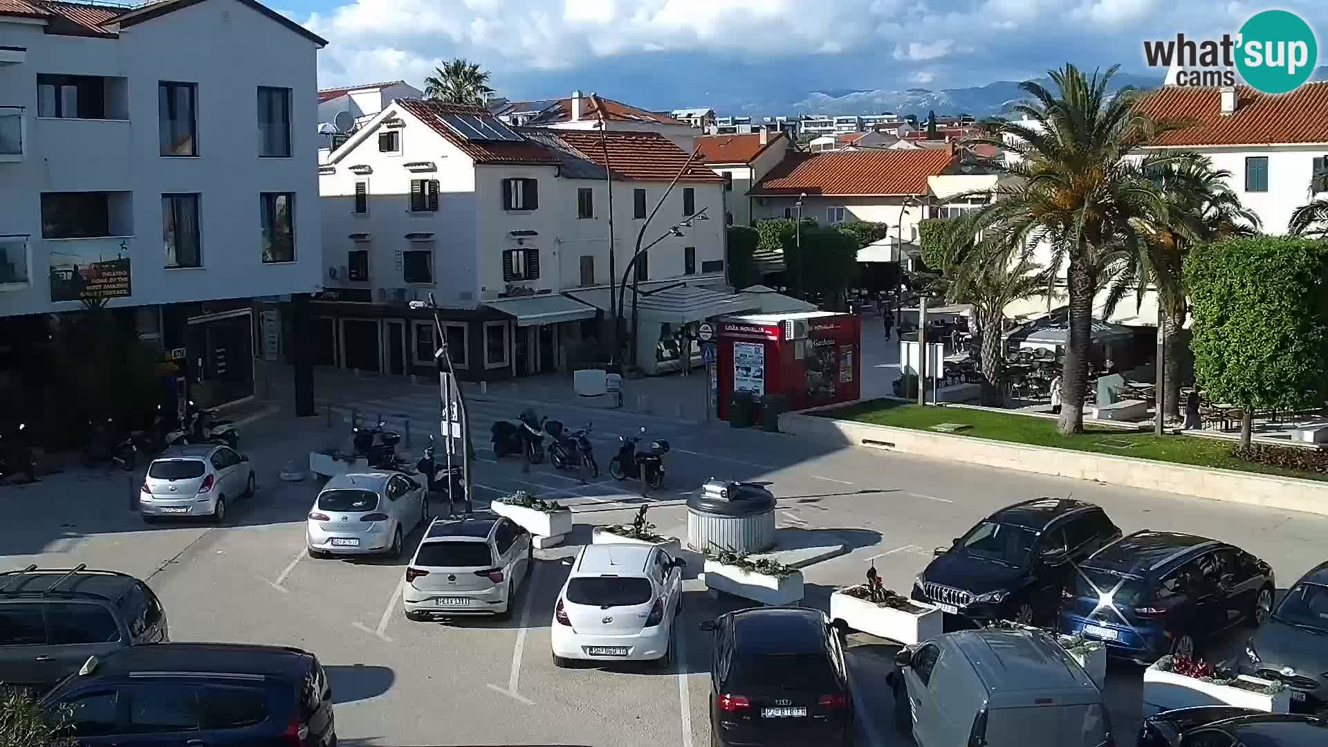 Novalja spletna kamera promenada
