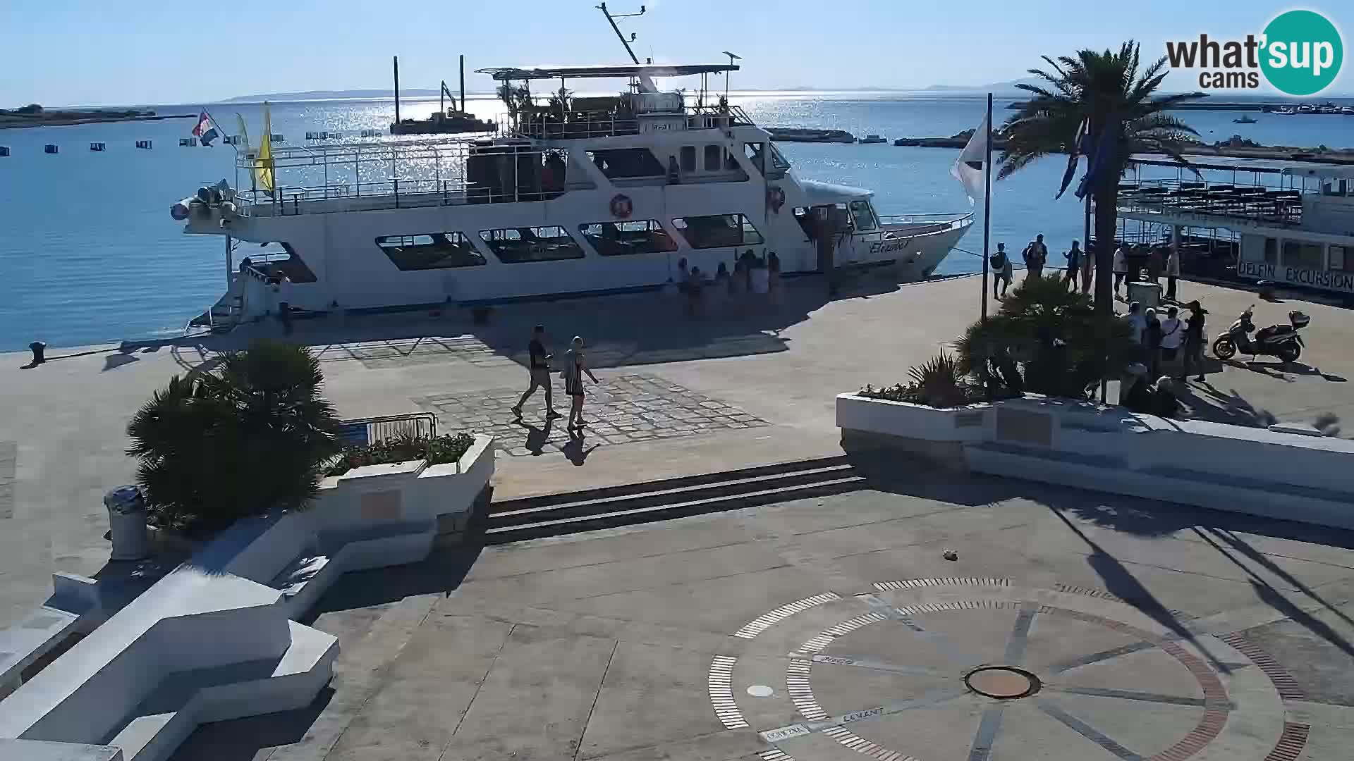 Novalja spletna kamera promenada