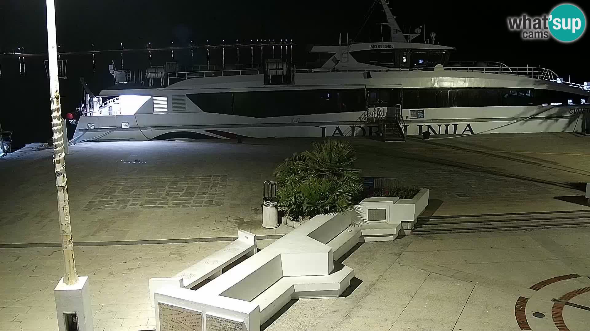 Livecam Promenade a Novalja