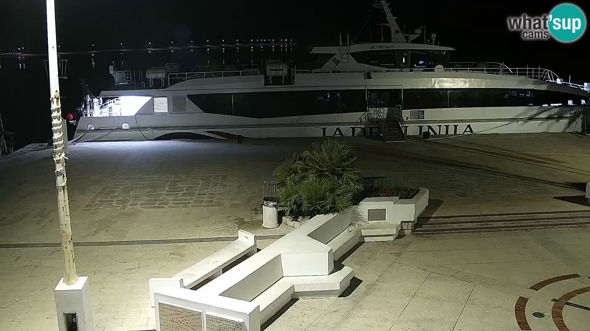 Livecam Promenade a Novalja