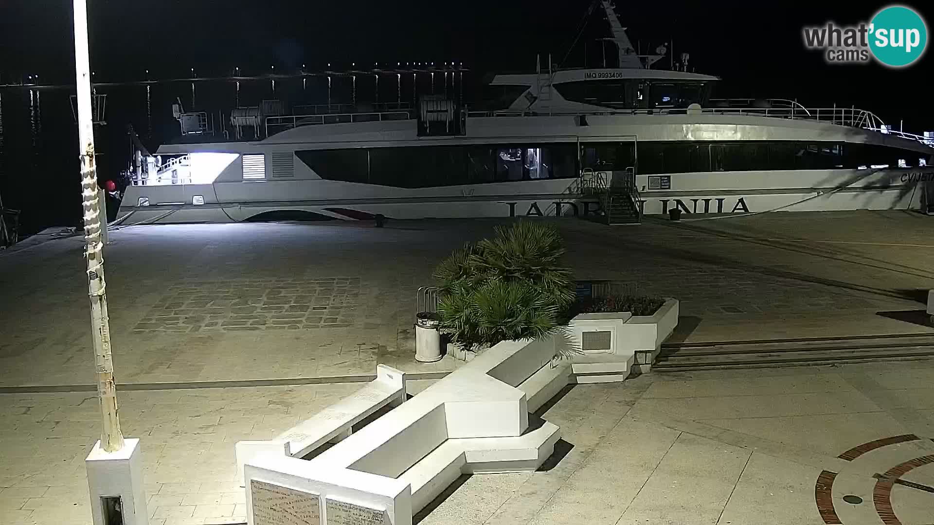 Livecam Promenade a Novalja