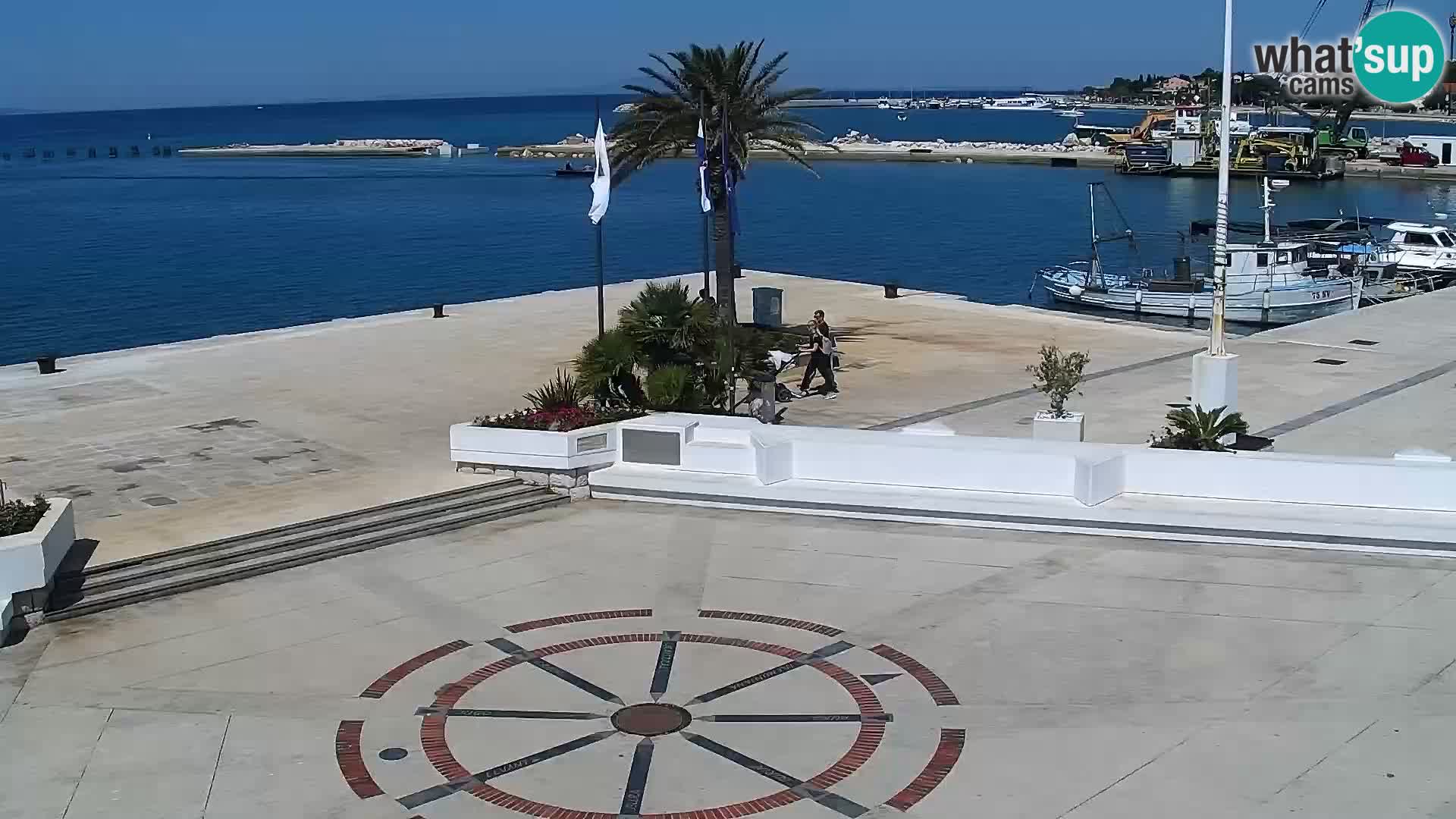 Web kamera Novalja promenada