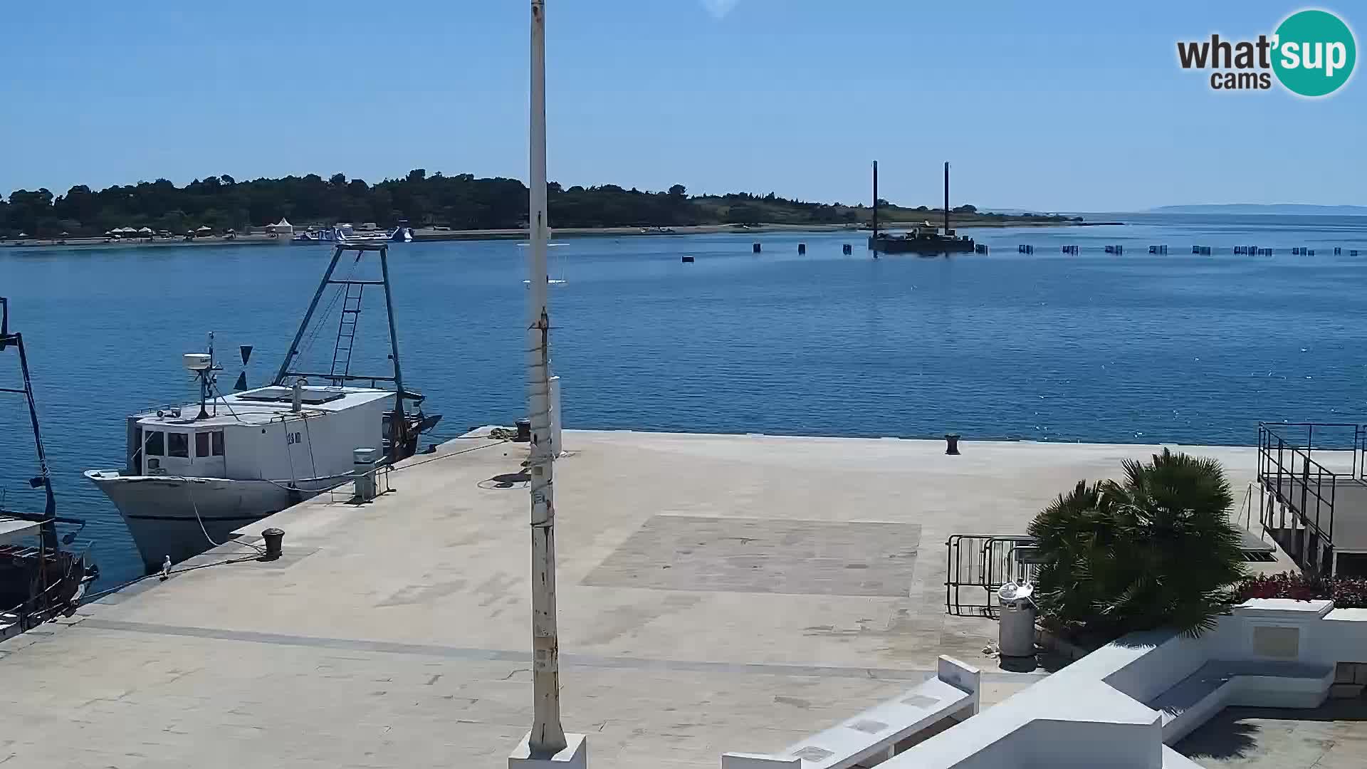 Novalja spletna kamera promenada